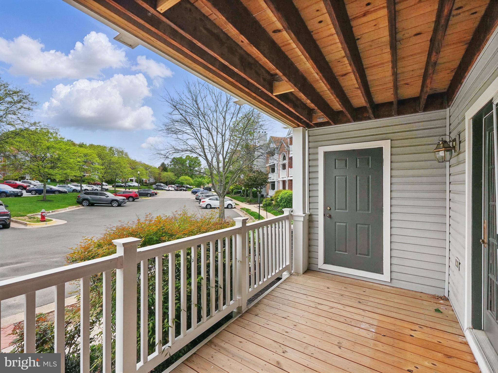 STRATFORD PLACE AT KINGS - Residential