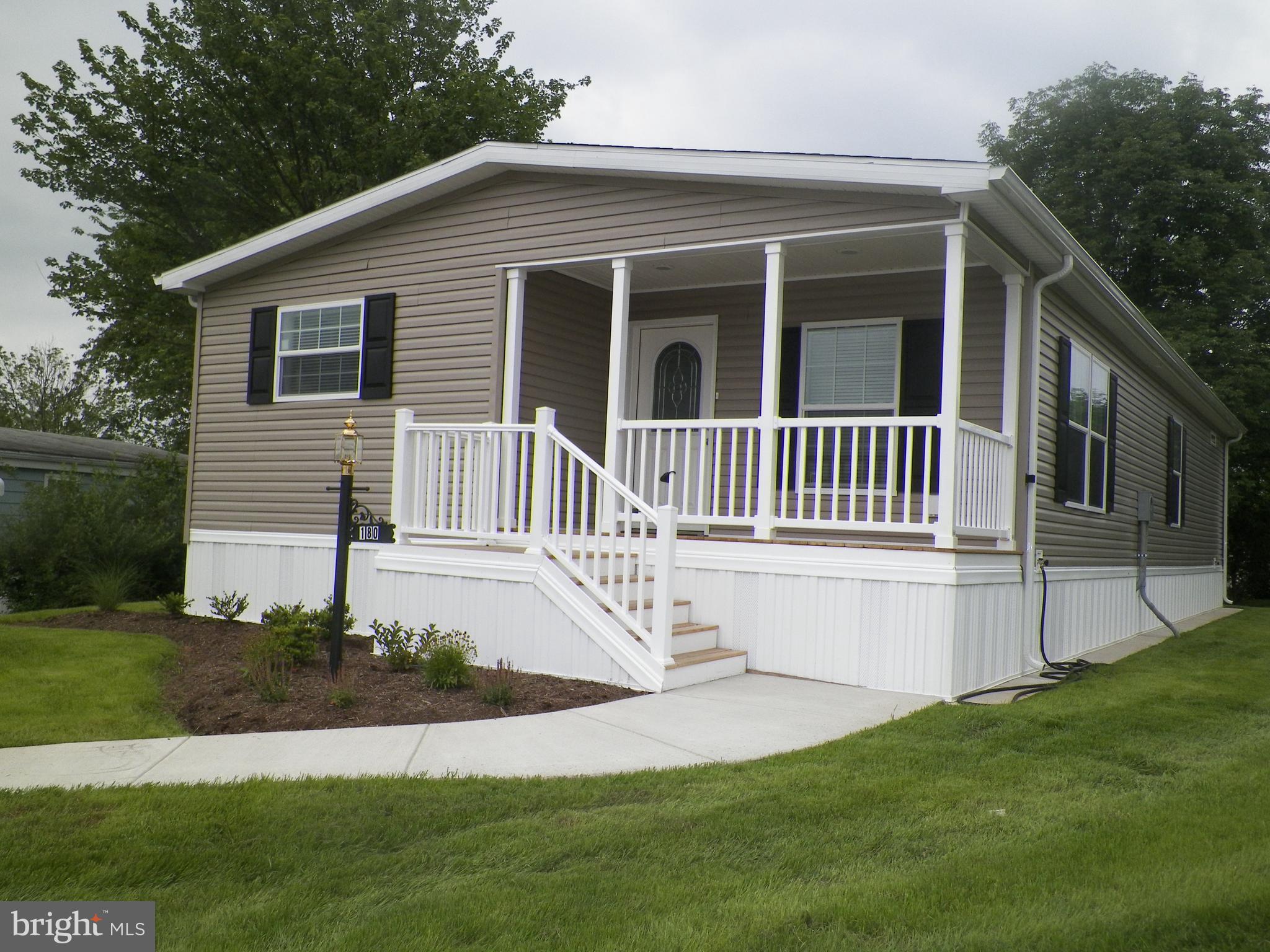 NESHAMINY FALLS - Residential