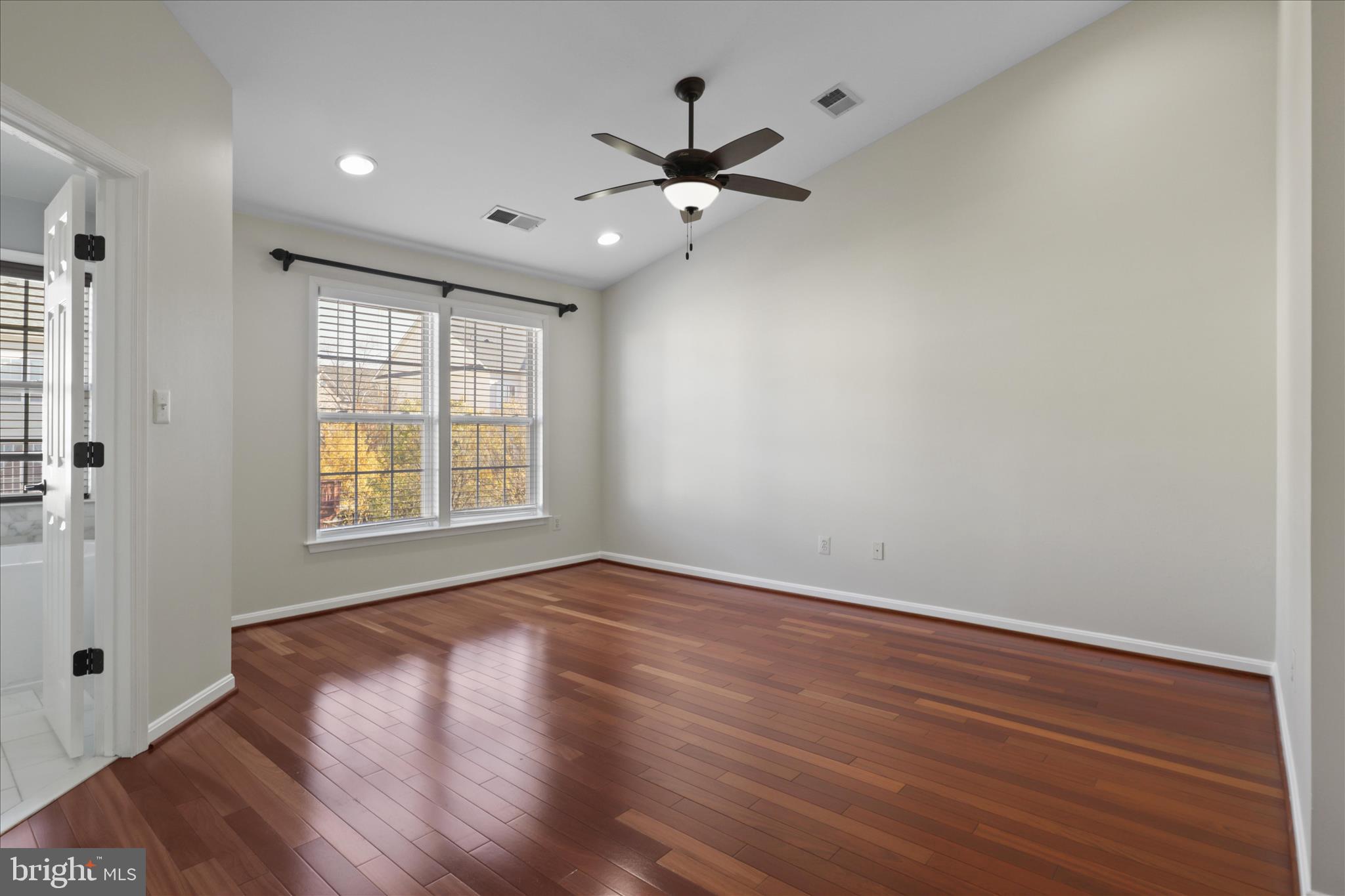 STONE RIDGE - Residential