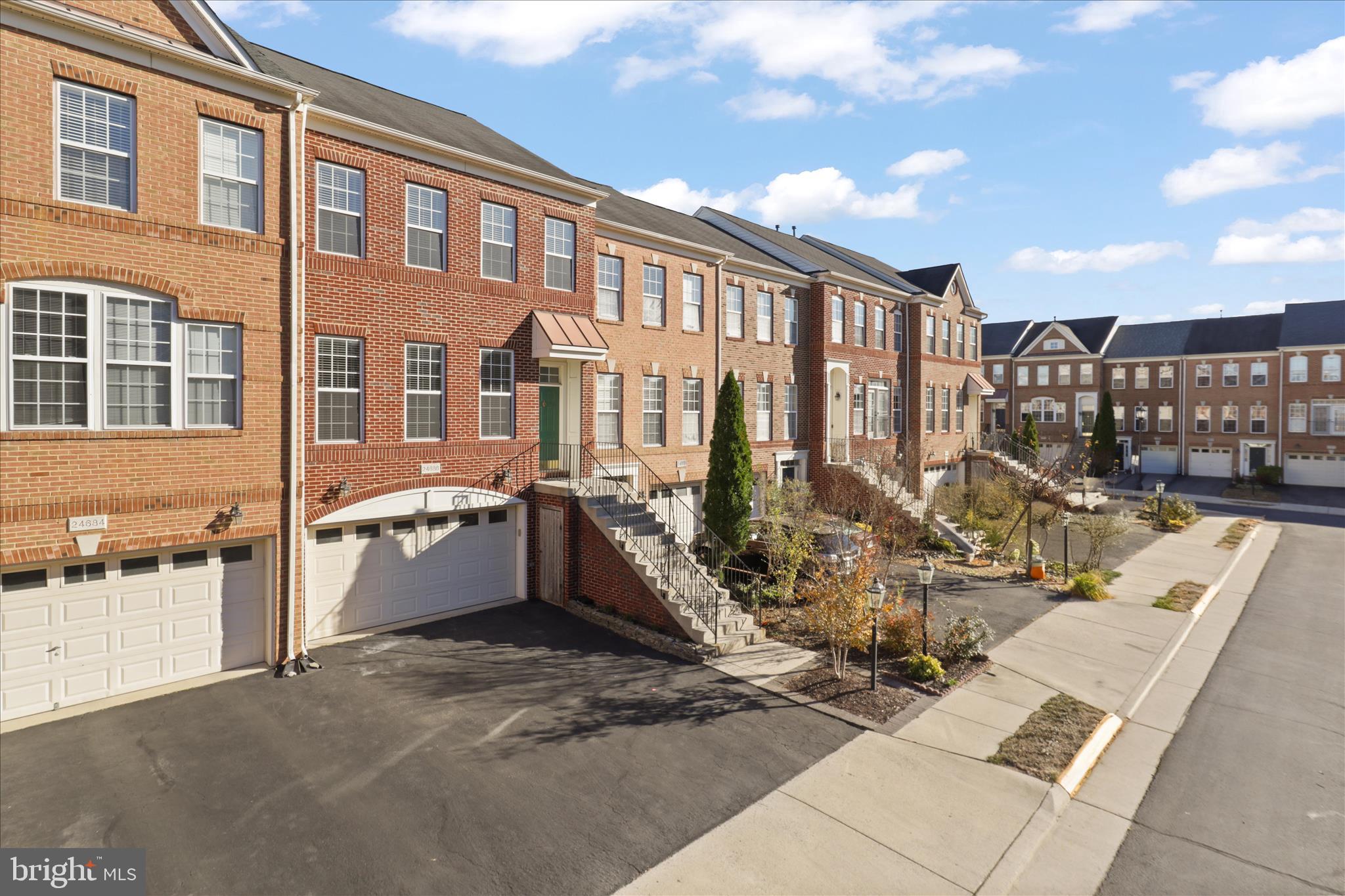 STONE RIDGE - Residential