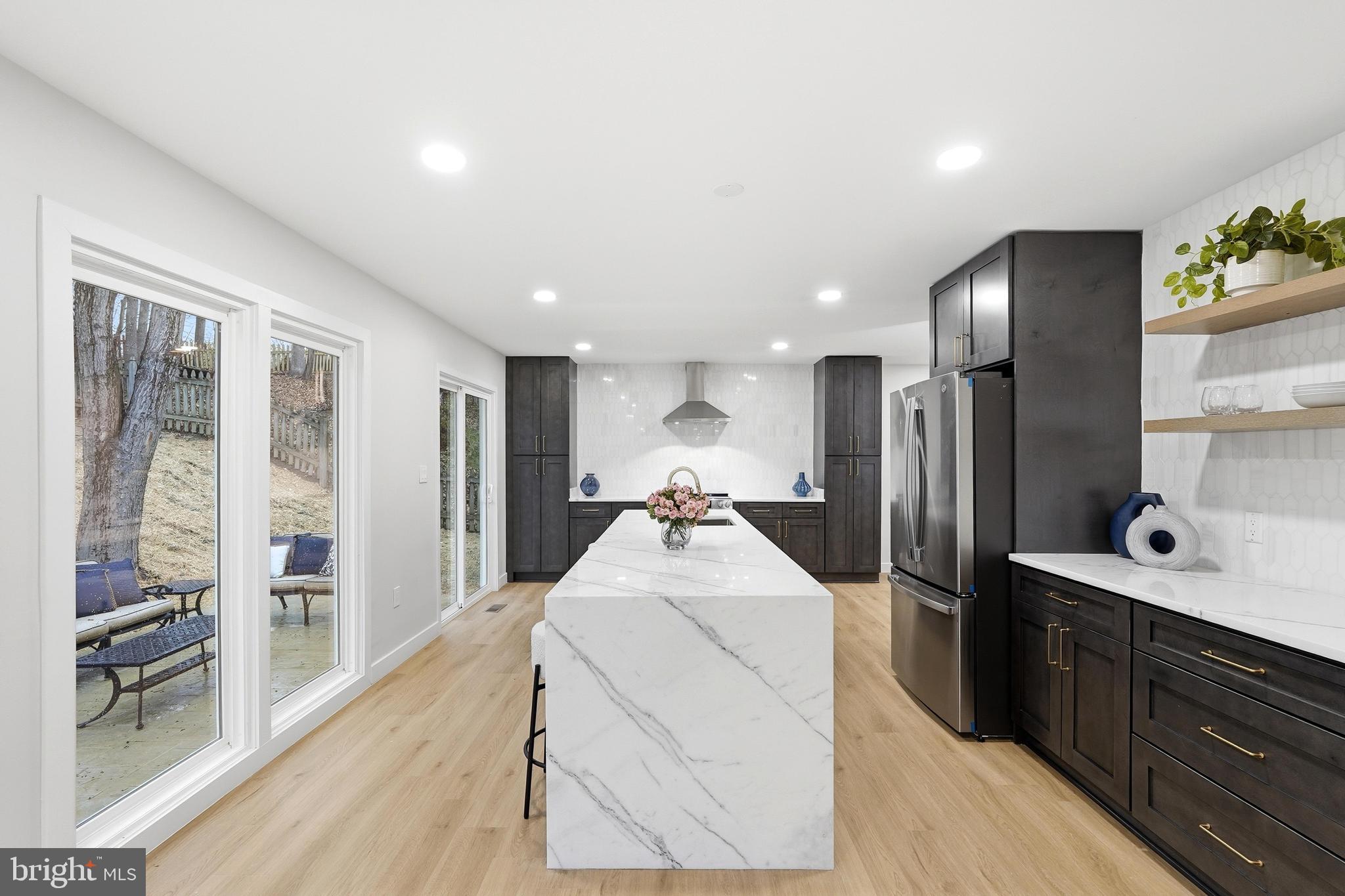 7204 JOSHUA TREE LANE