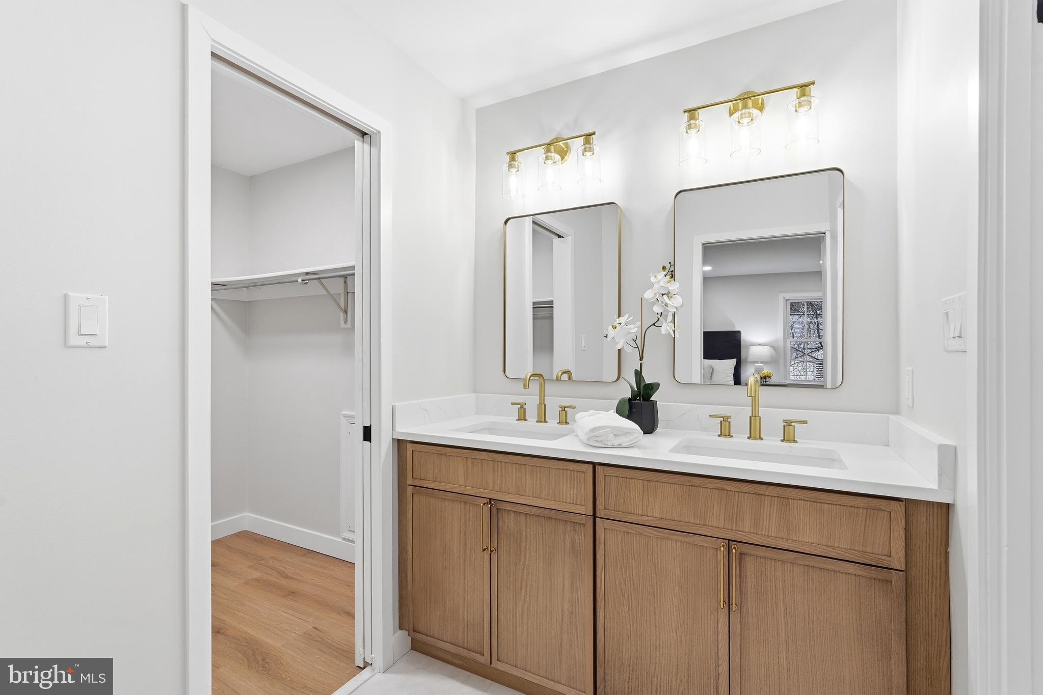 ROLLING FOREST - Residential