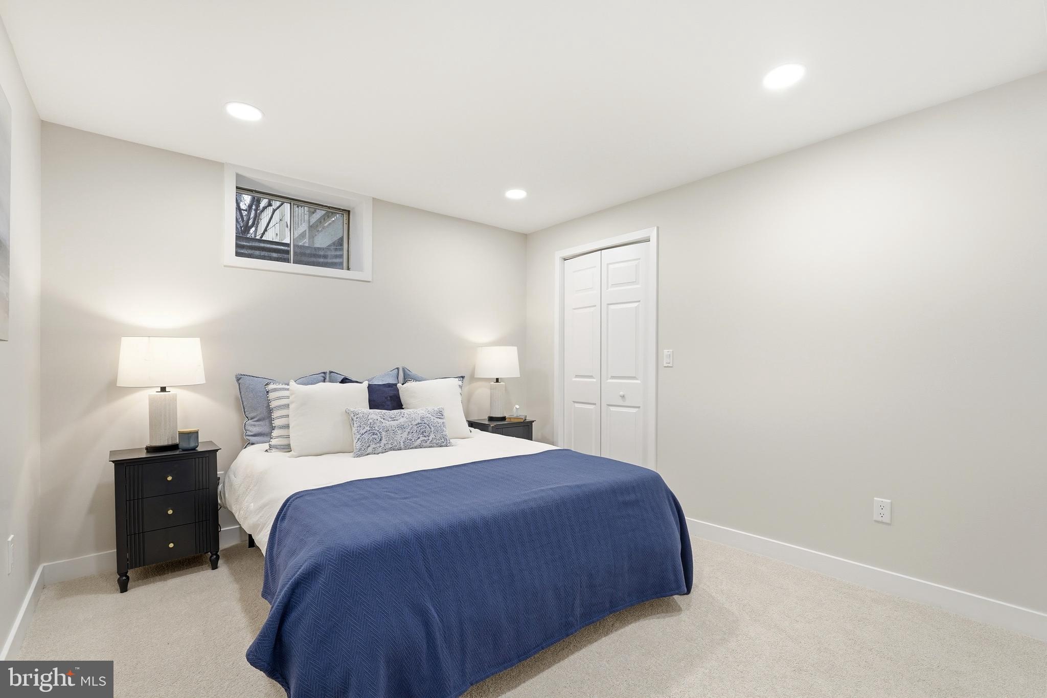 ROLLING FOREST - Residential