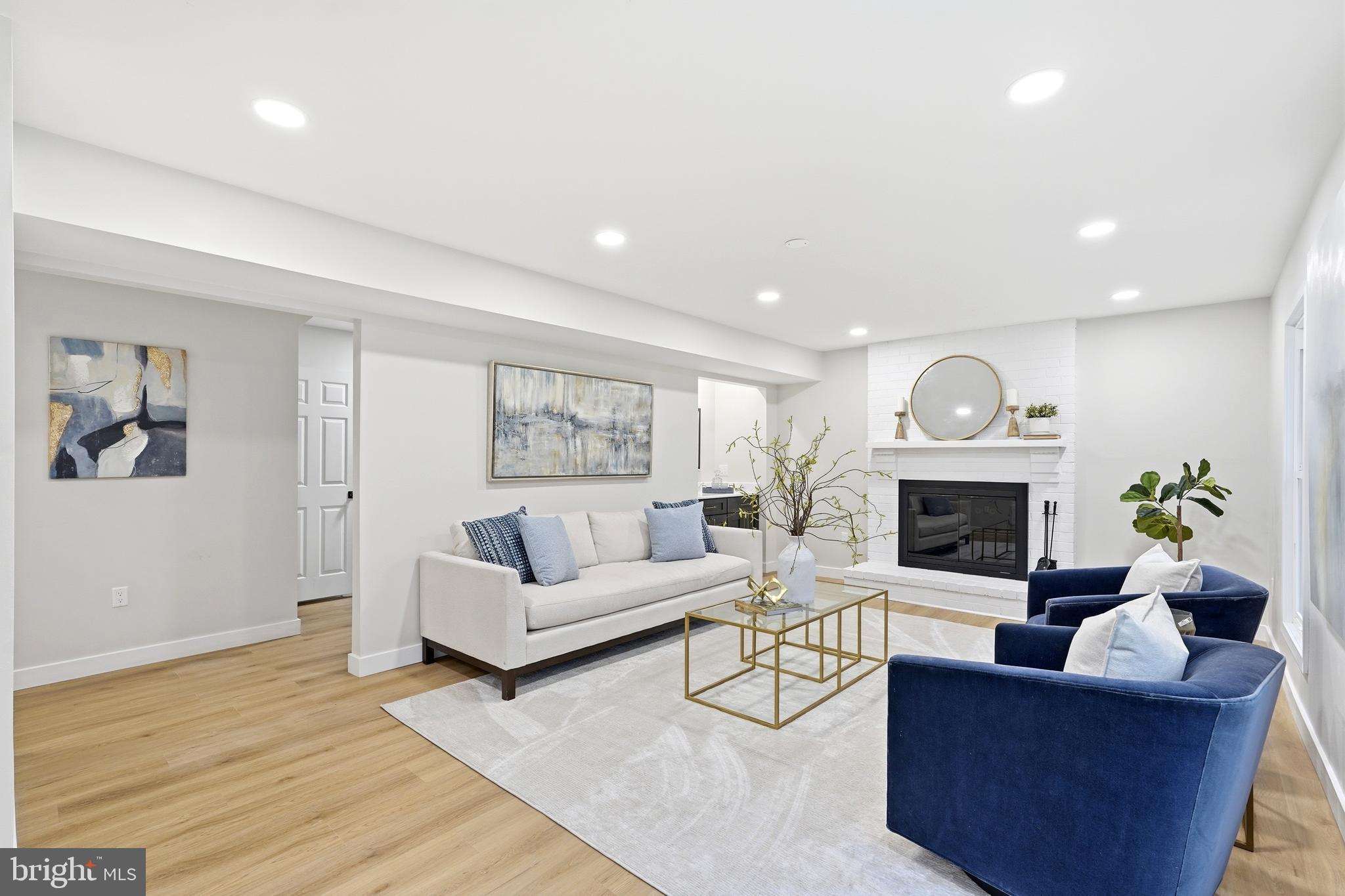 ROLLING FOREST - Residential