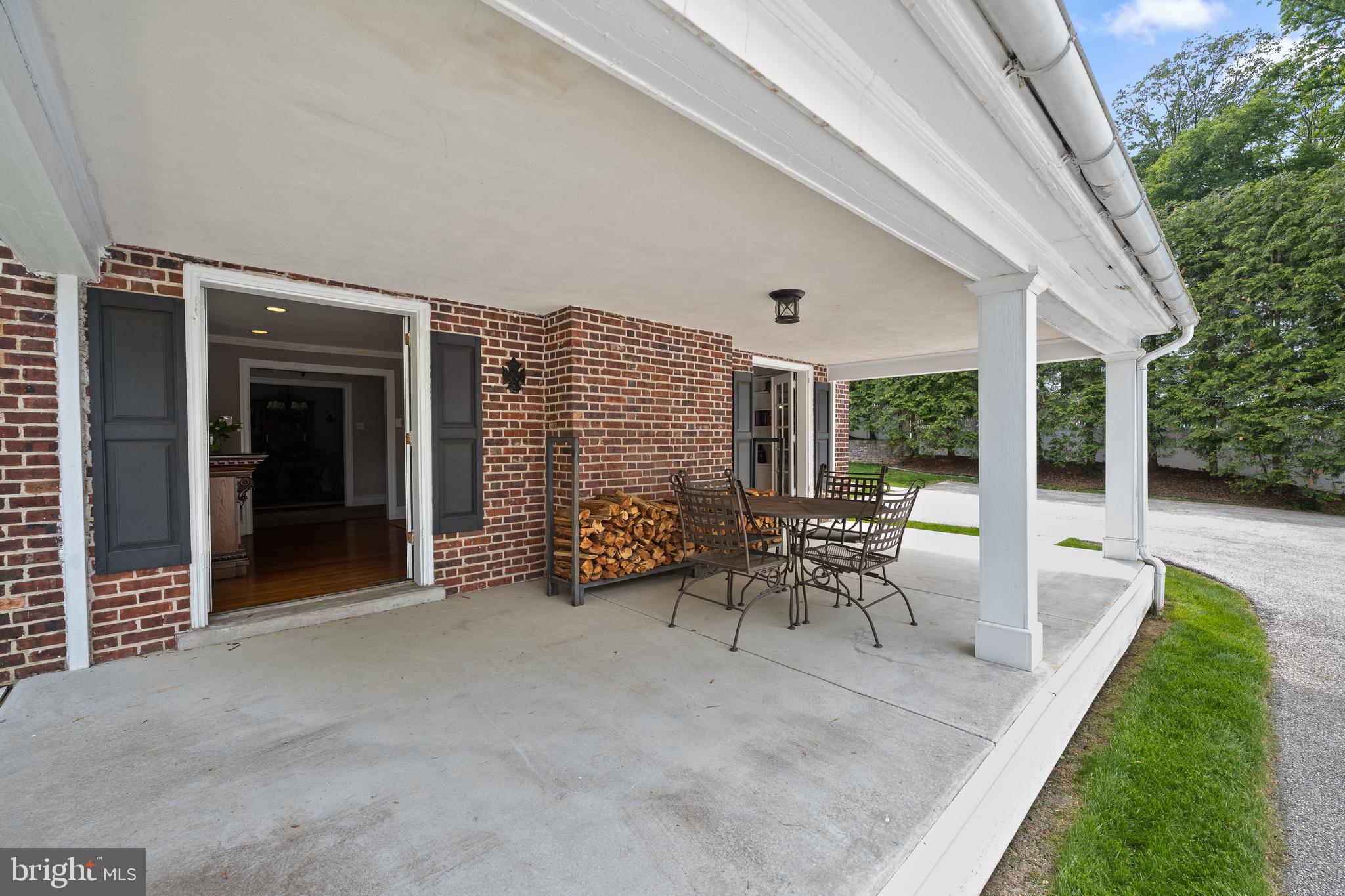 SOUTH WAYNE - Residential