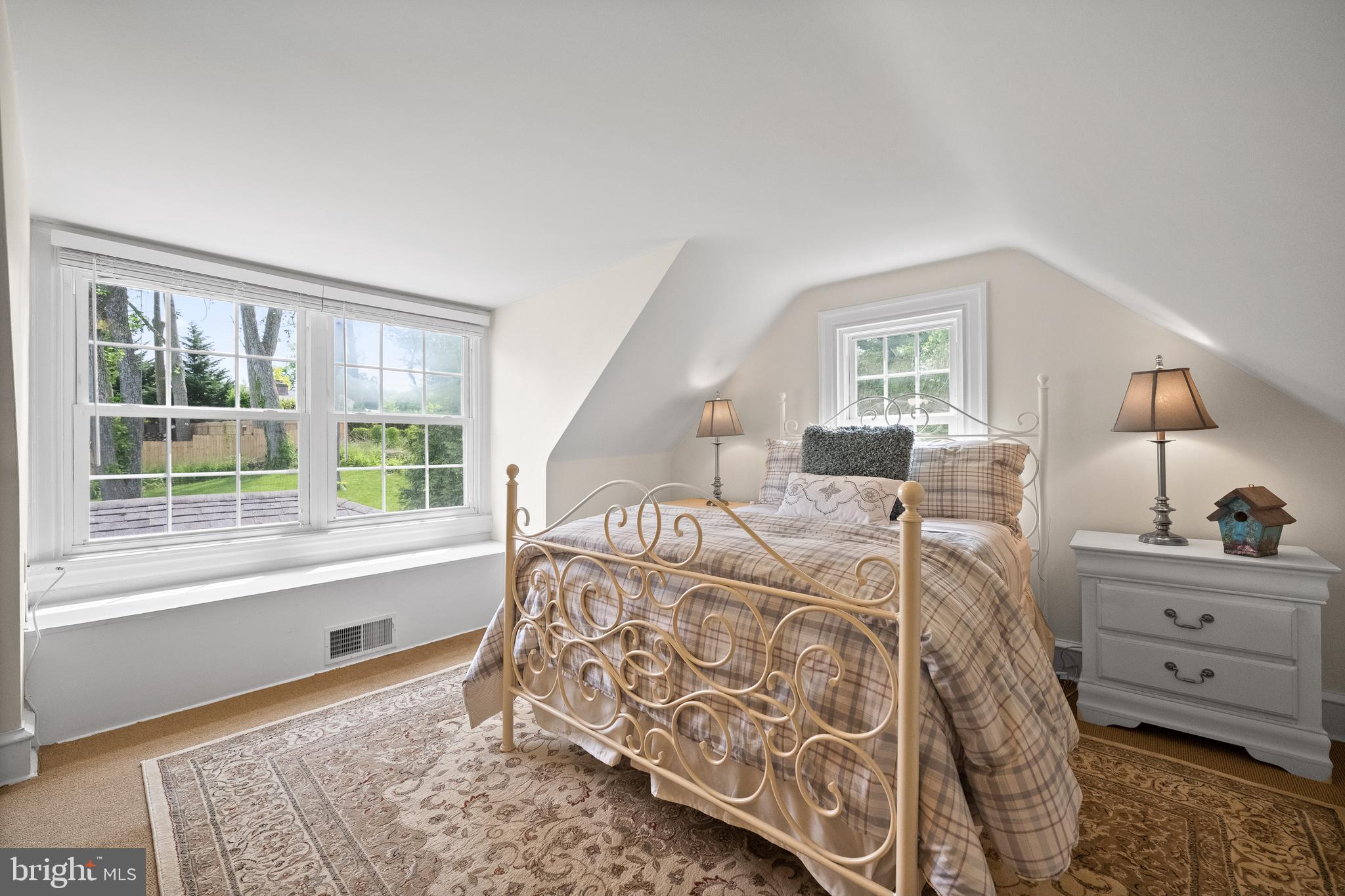 SOUTH WAYNE - Residential