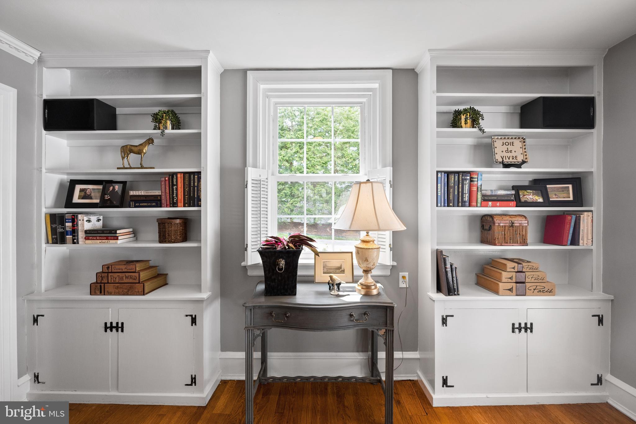 SOUTH WAYNE - Residential