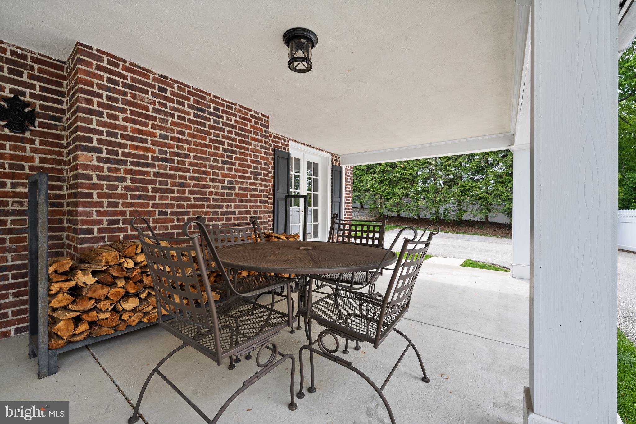 SOUTH WAYNE - Residential