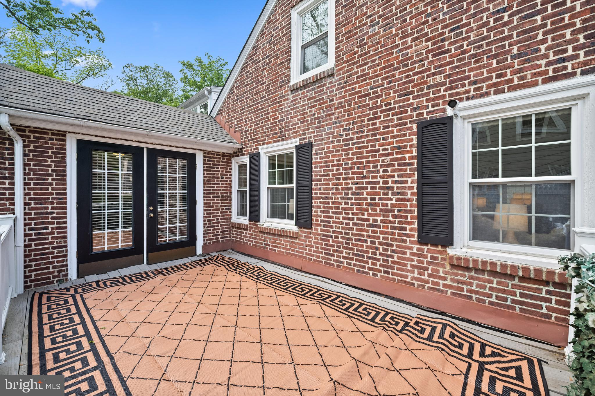 SOUTH WAYNE - Residential