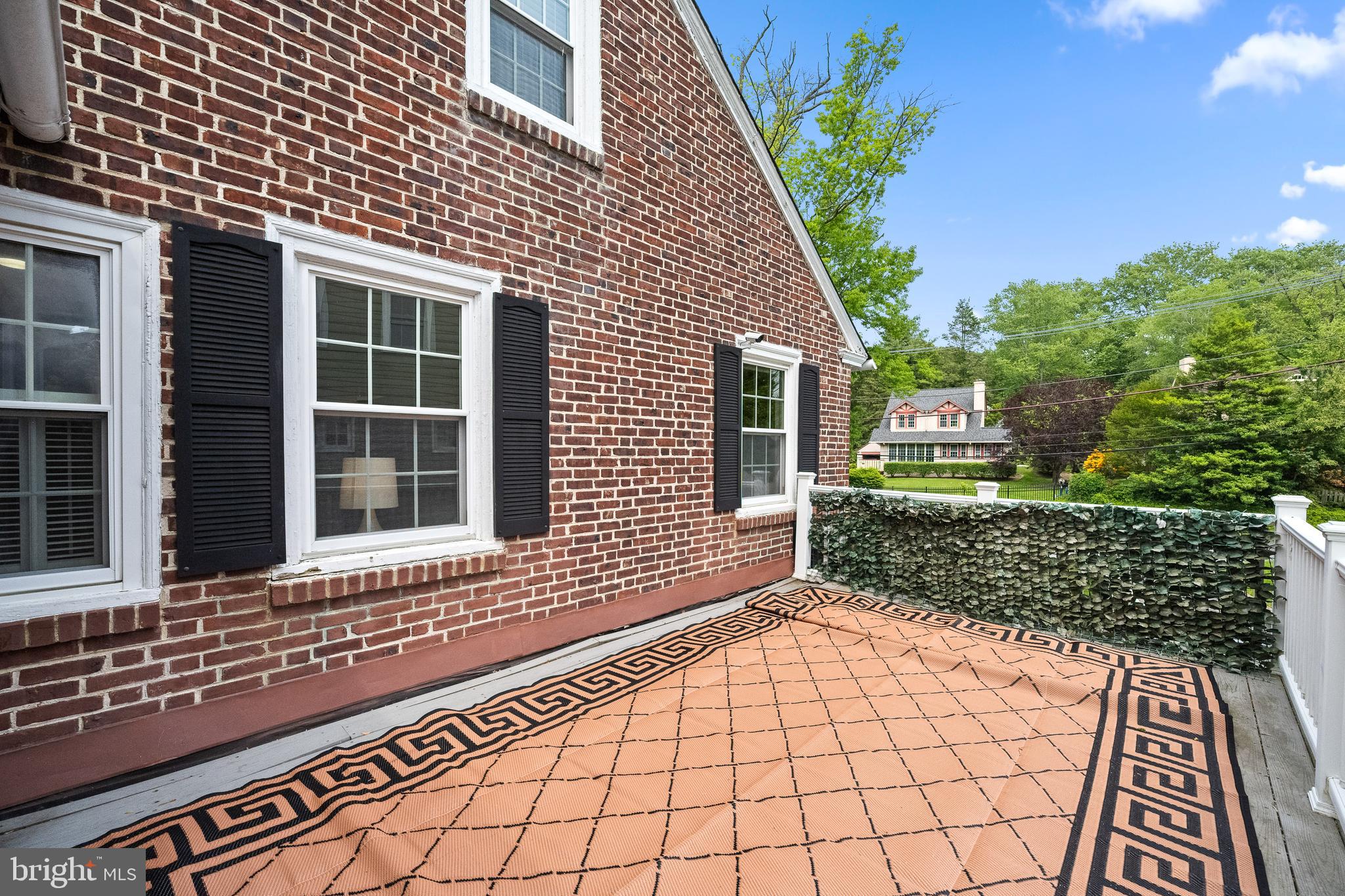 SOUTH WAYNE - Residential