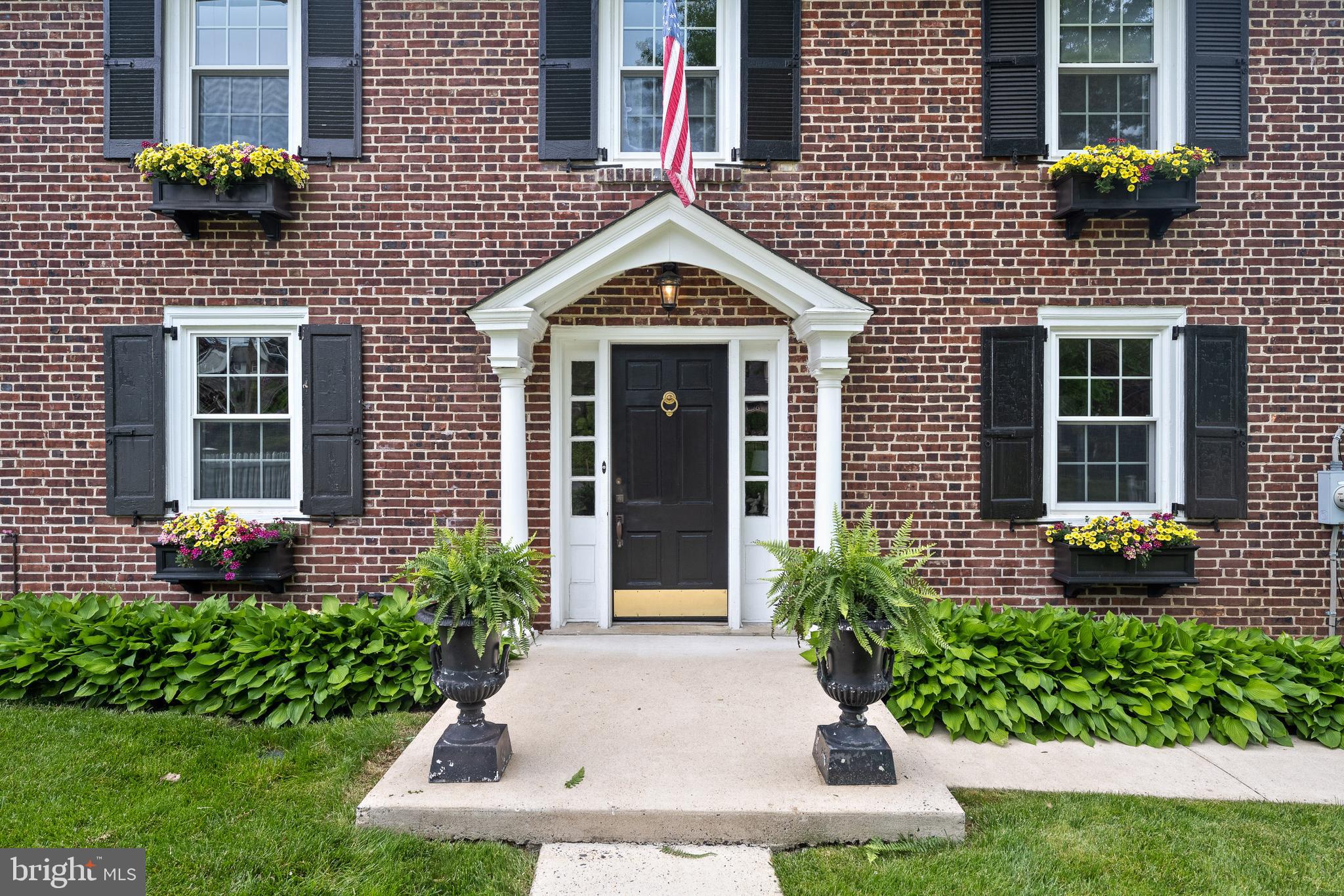 SOUTH WAYNE - Residential