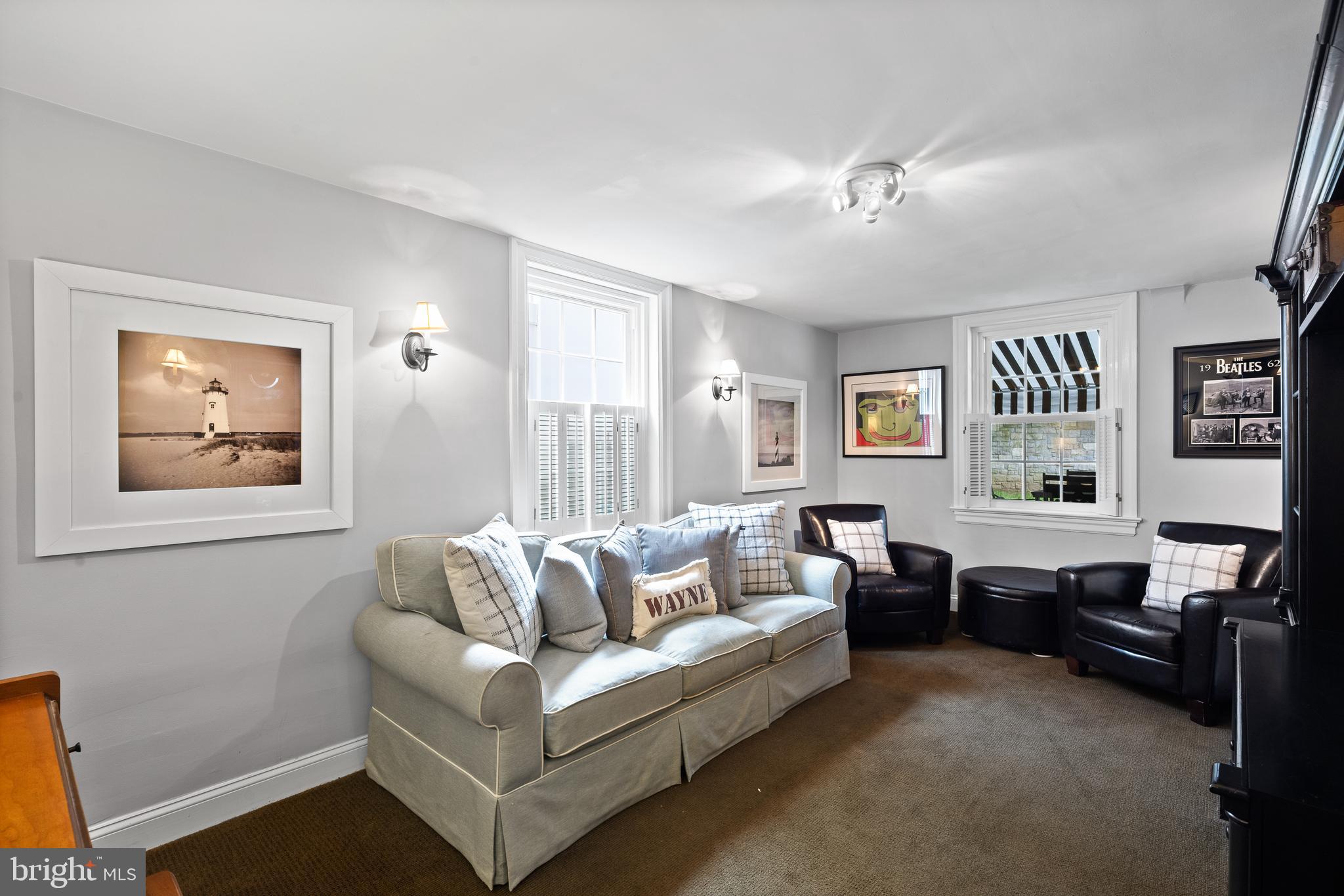 SOUTH WAYNE - Residential