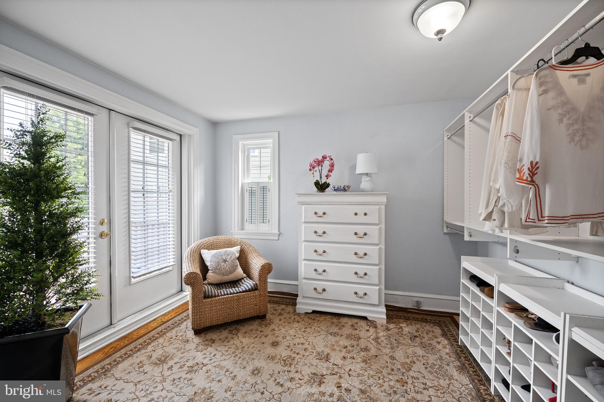 SOUTH WAYNE - Residential