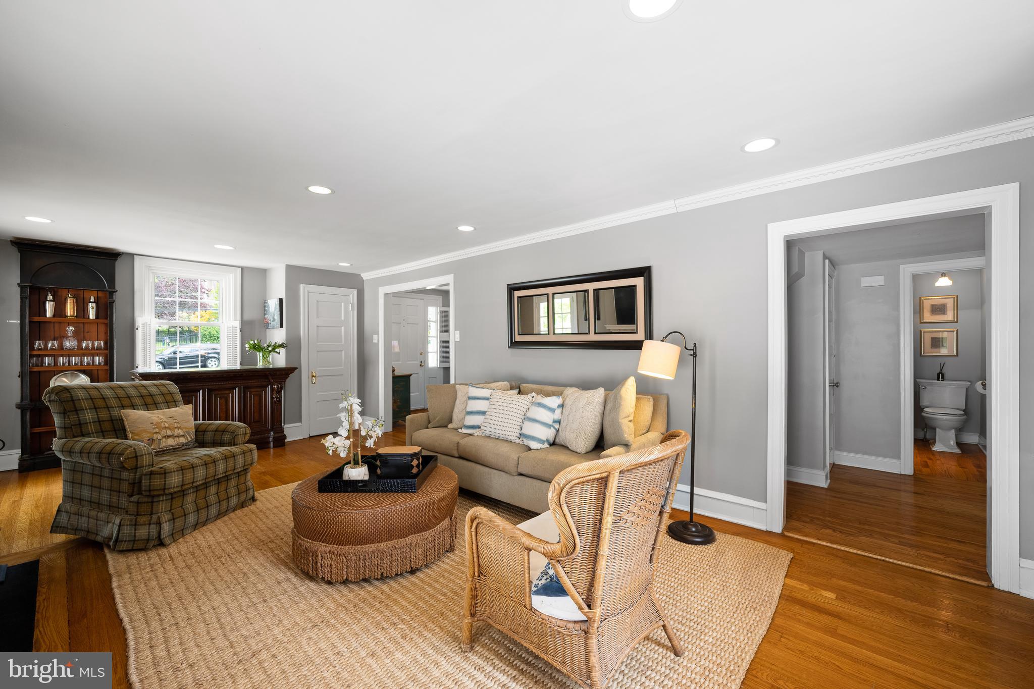 SOUTH WAYNE - Residential