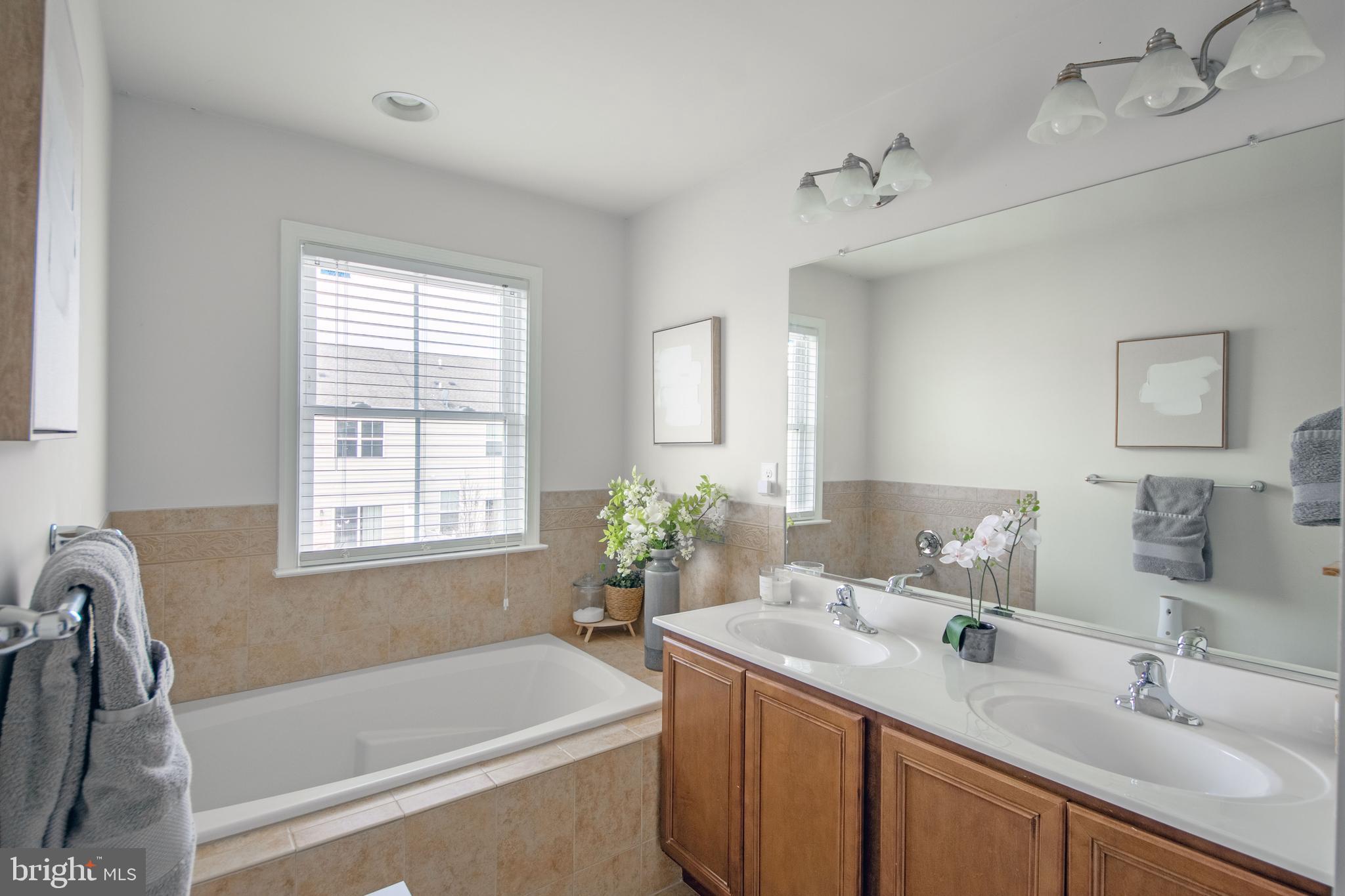 ELLENDALE - Residential