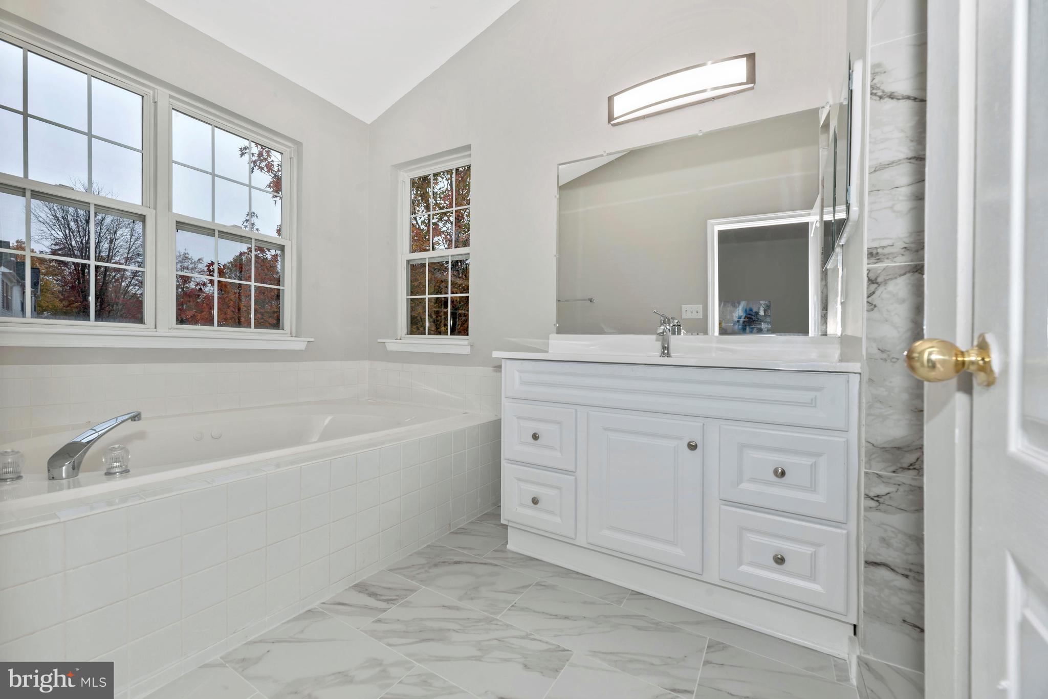 TUSCARORA KNOLLS - Residential