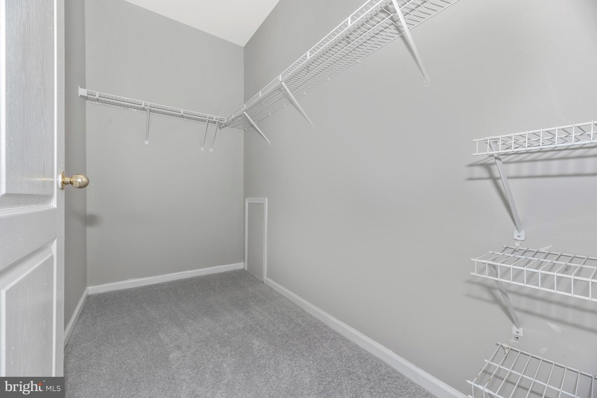 TUSCARORA KNOLLS - Residential