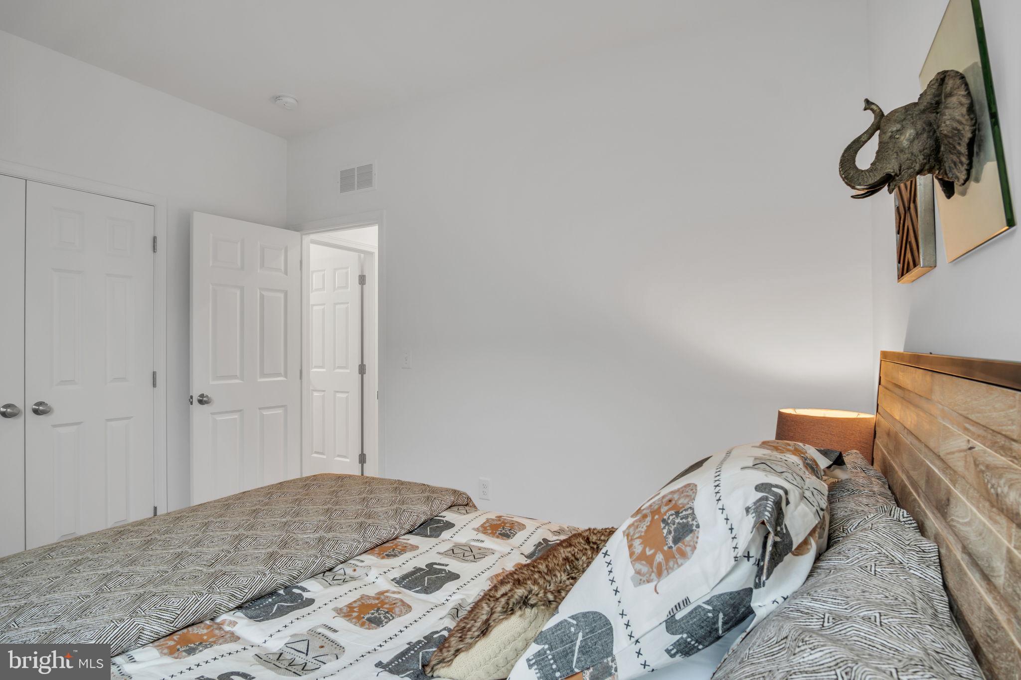 THE PORCHES OF ALLENBERRY - Residential