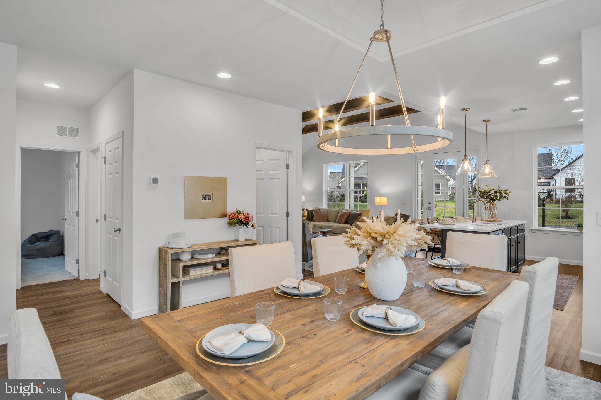 THE PORCHES OF ALLENBERRY - Residential