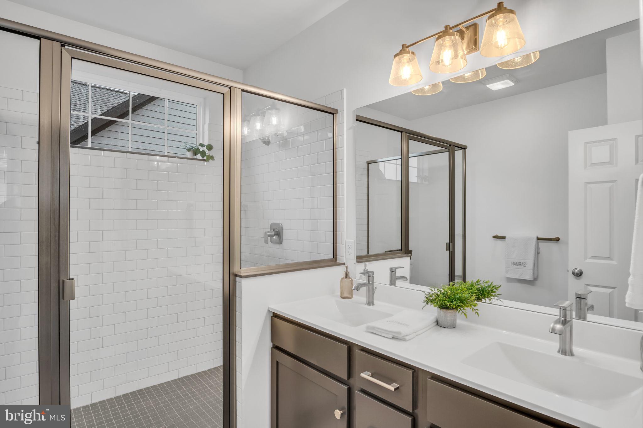 THE PORCHES OF ALLENBERRY - Residential