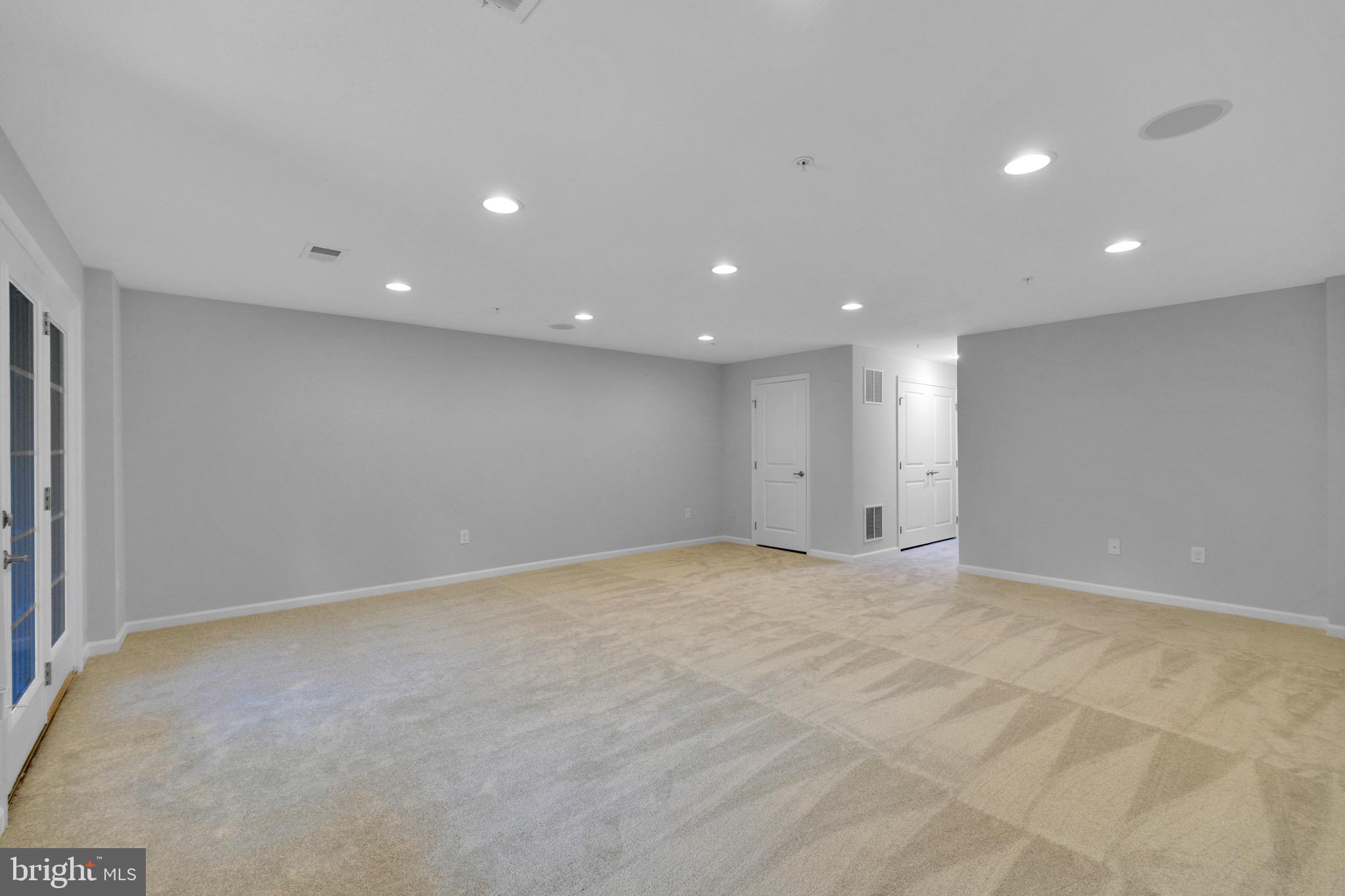 ADAMS CROSSING - Residential