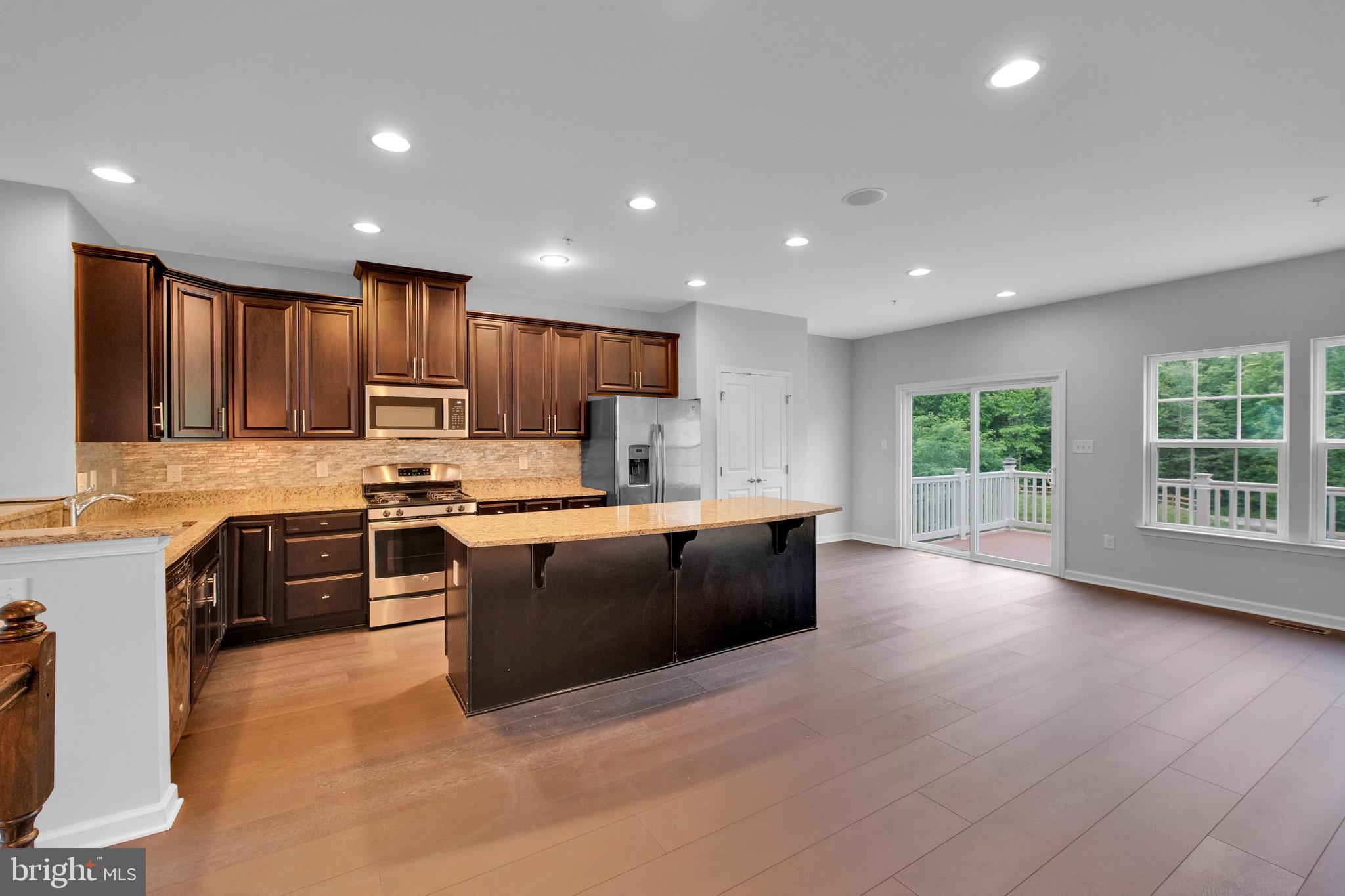 ADAMS CROSSING - Residential