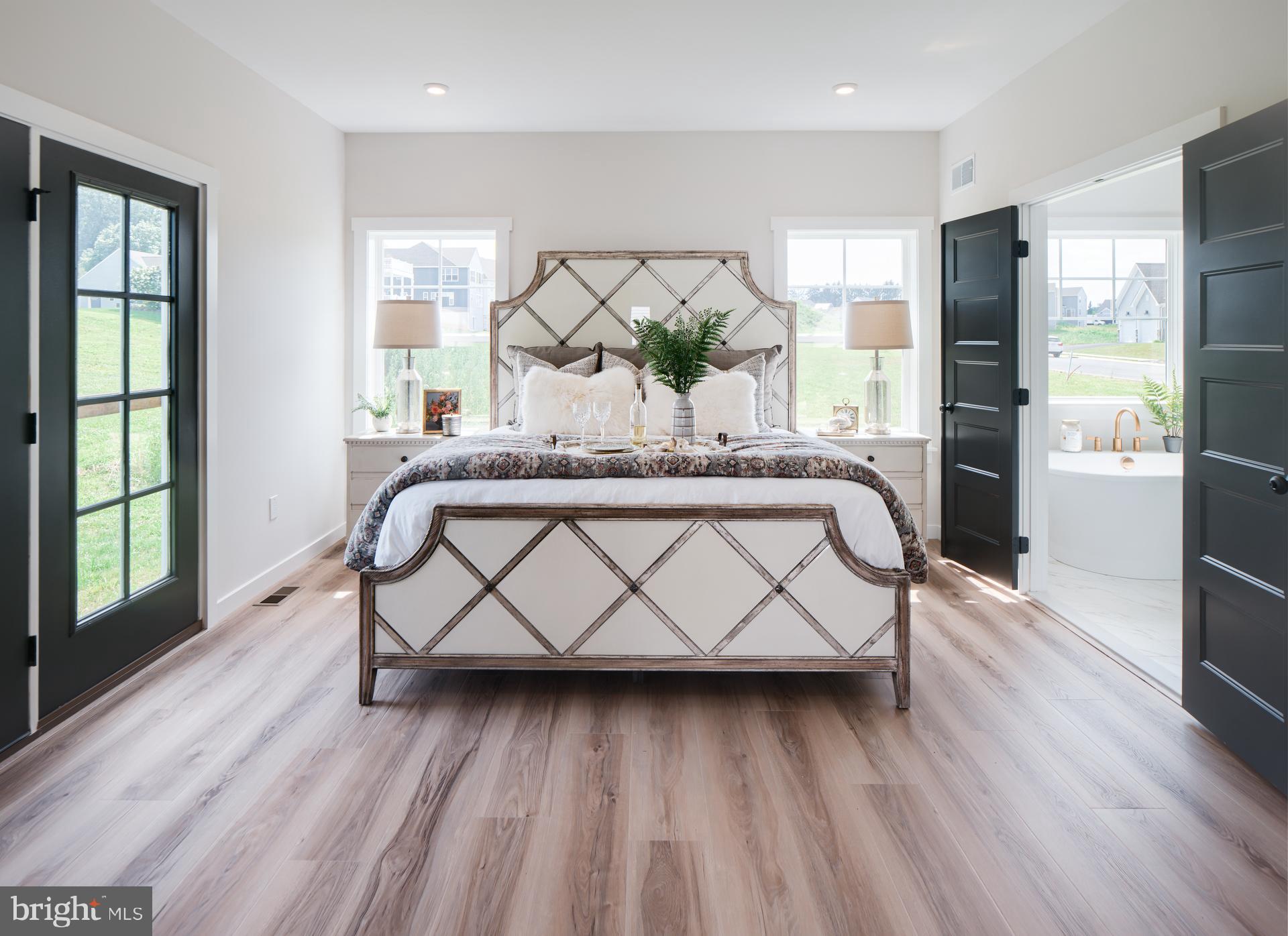 LEXINGTON POINTE - Residential