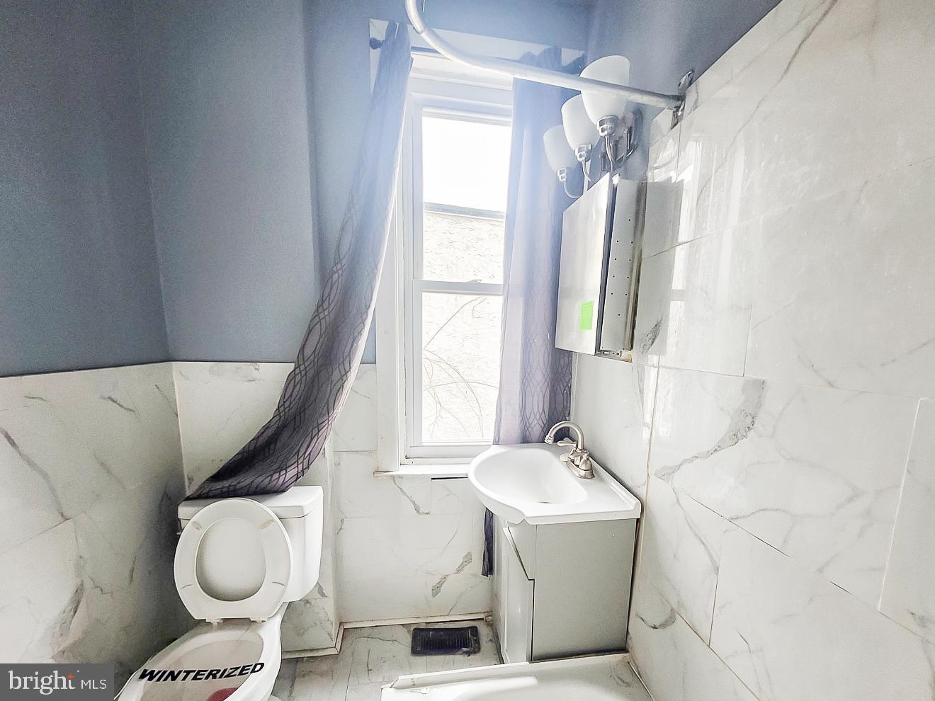 UNIVERSITY CITY - Residential