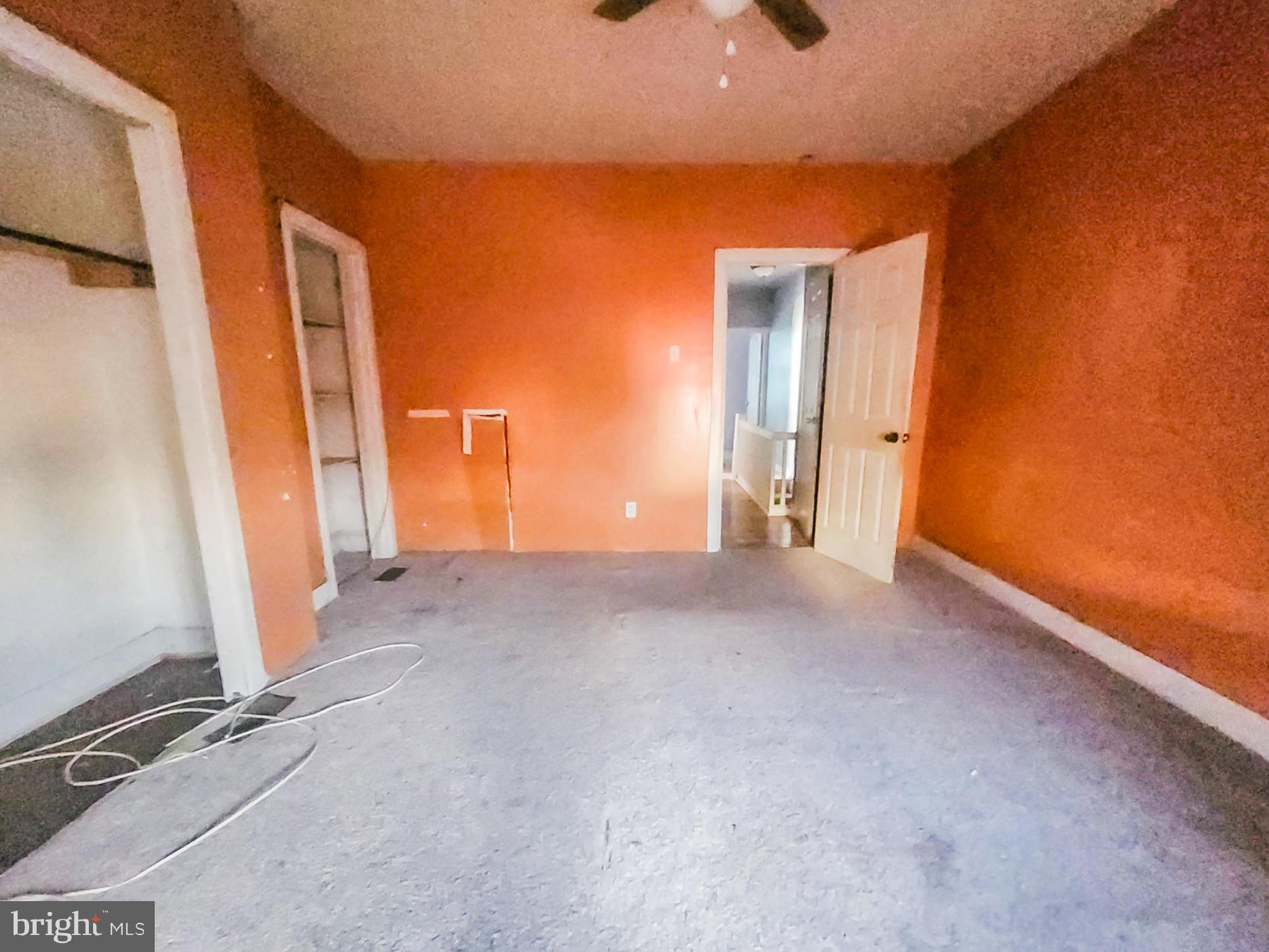 UNIVERSITY CITY - Residential