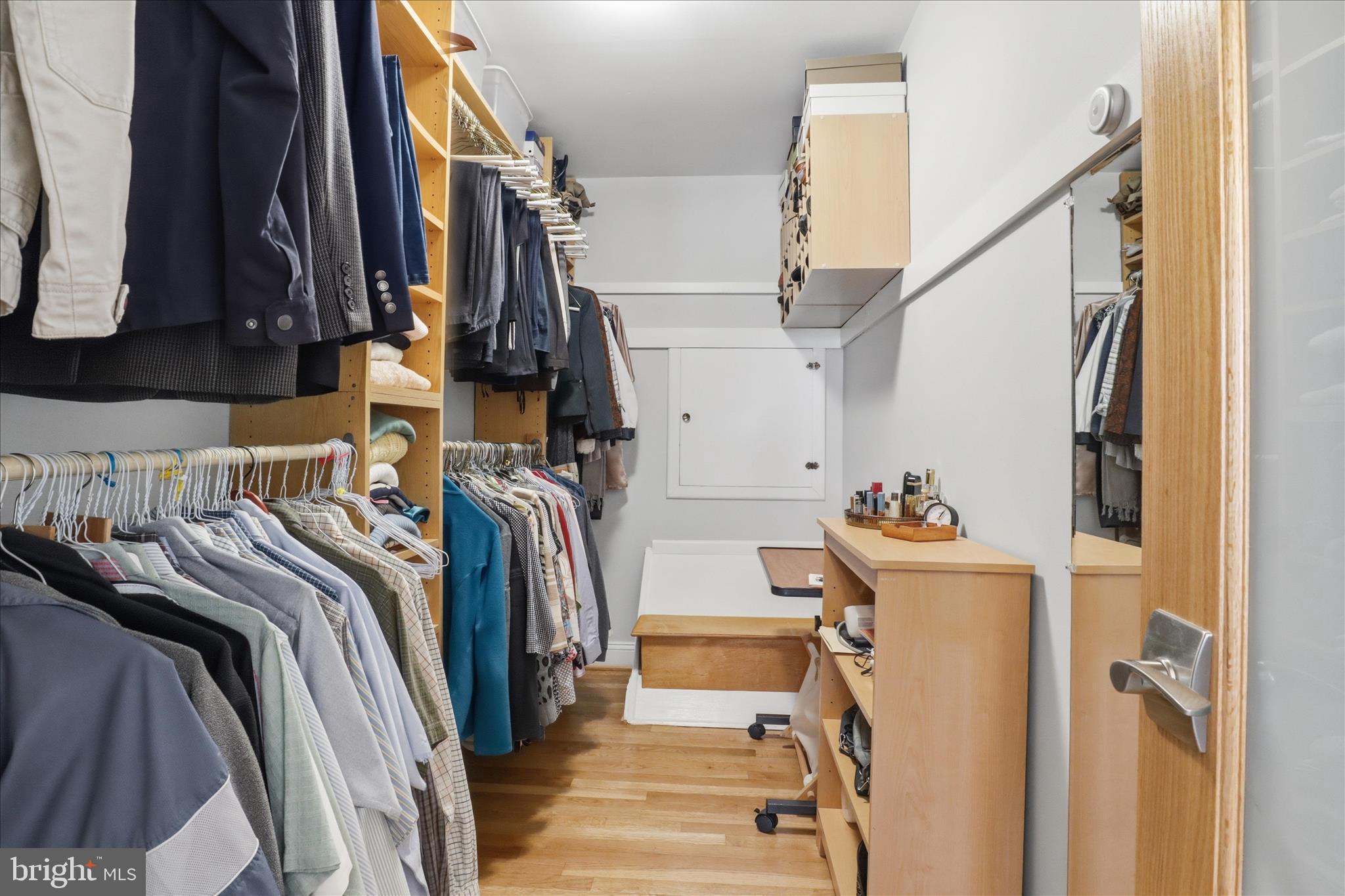 ANNANDALE WOODS - Residential