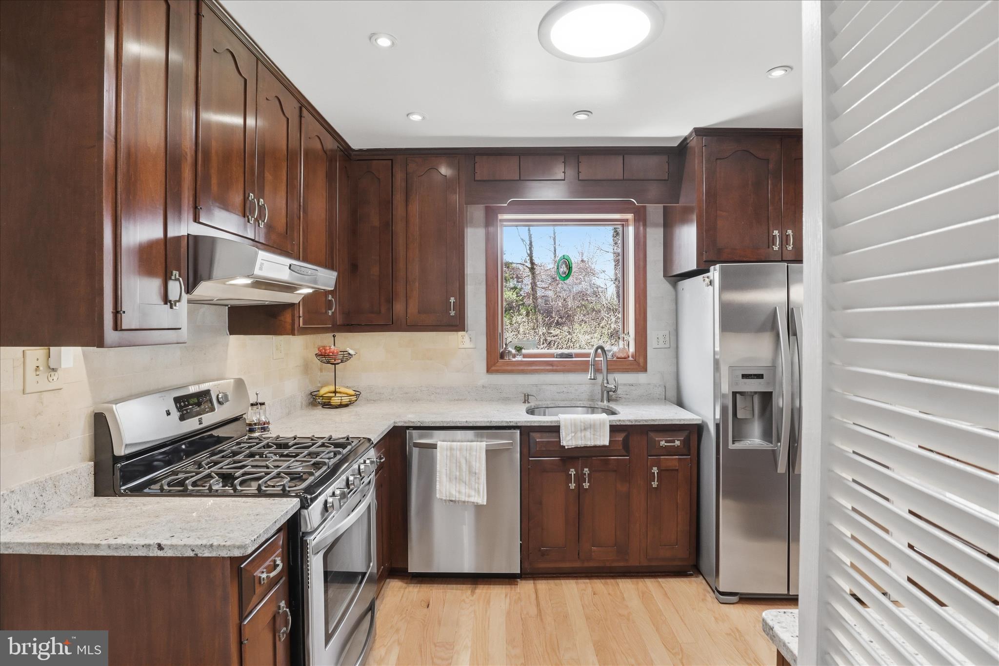 ANNANDALE WOODS - Residential