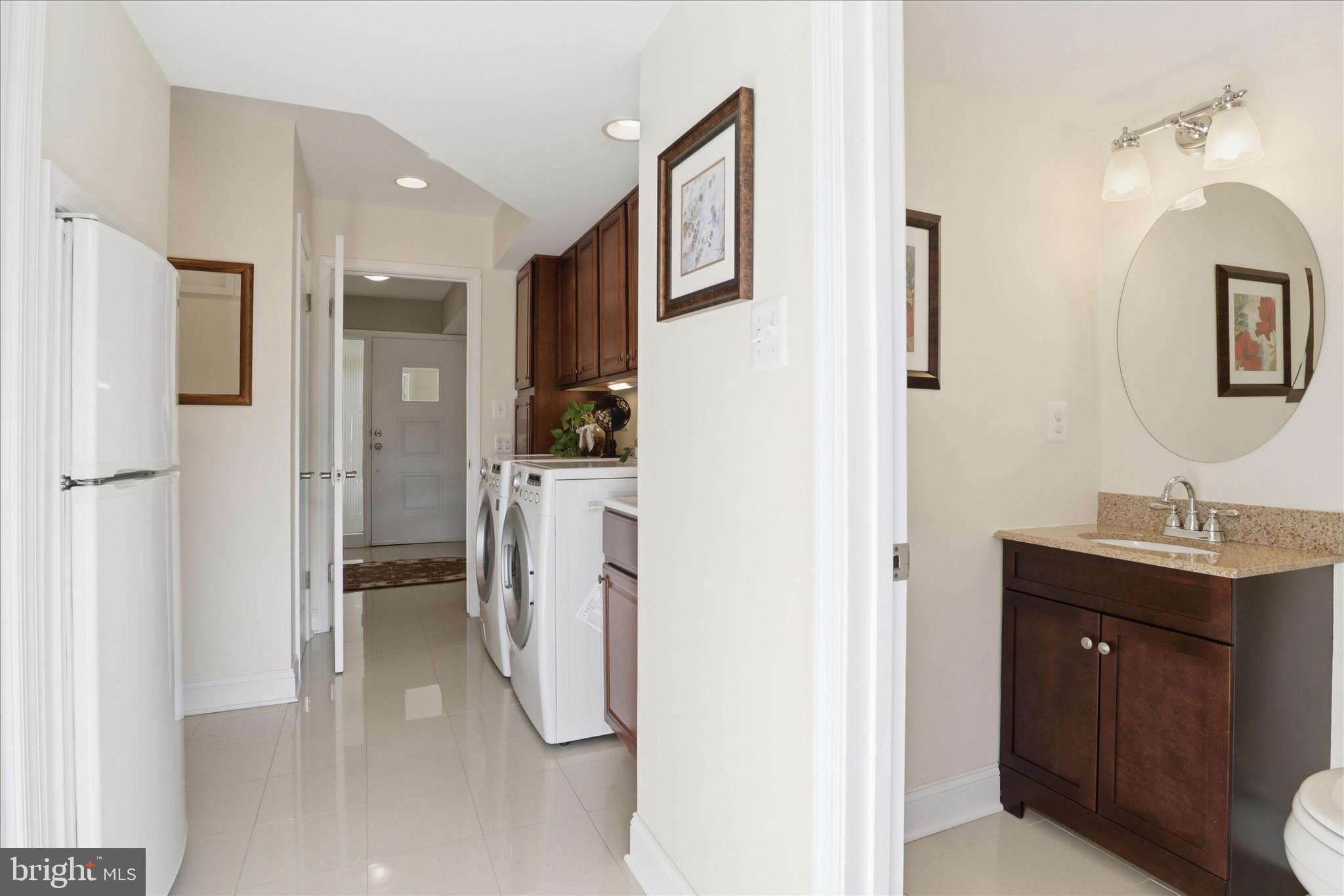 ANNANDALE WOODS - Residential