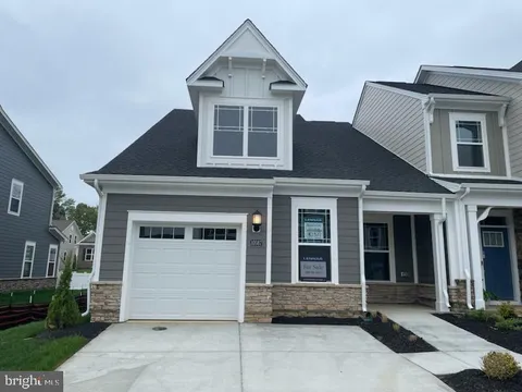 MLS: MDCH2053876