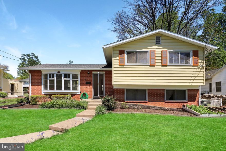 Rare split level 3 bedroom, 2 bathroom home.  RECENTLY UPDATED - New roof (2020), New water heater (2019), and New deck (2019). Hardwood floors throughout the main and upper level and staircase, bright updated kitchen, open living and dining area, furnace with central humidifier, and air filter.  Finished basement with two dens, full bathroom, and storage in crawl space.  Small kitchen in basement with side entrance.   Spacious backyard with new deck.  Retro oven In kitchen is sold as-is. Great location near 495 and Little River Turnpike.