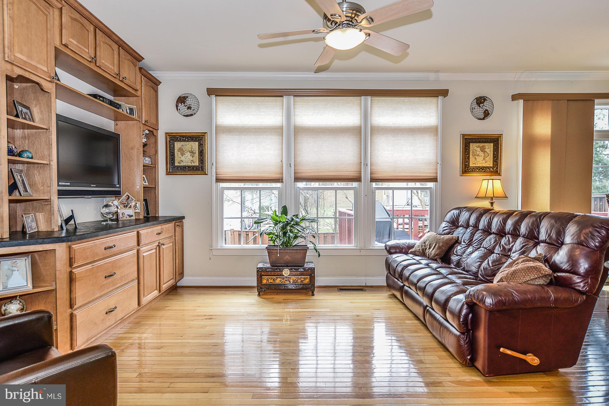 WASHINGTON SQUARE - Residential