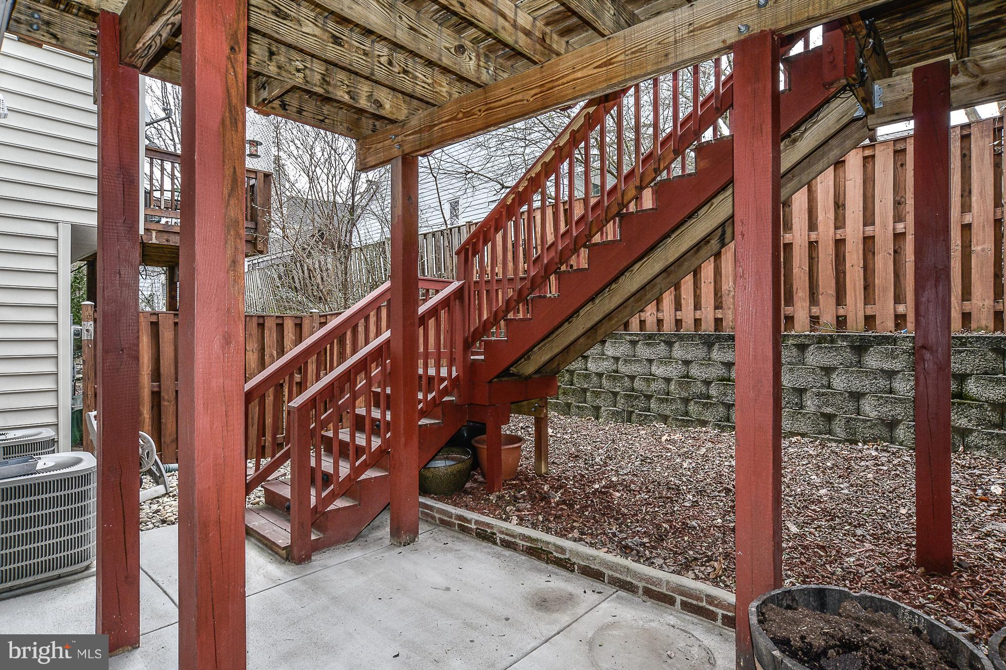 WASHINGTON SQUARE - Residential