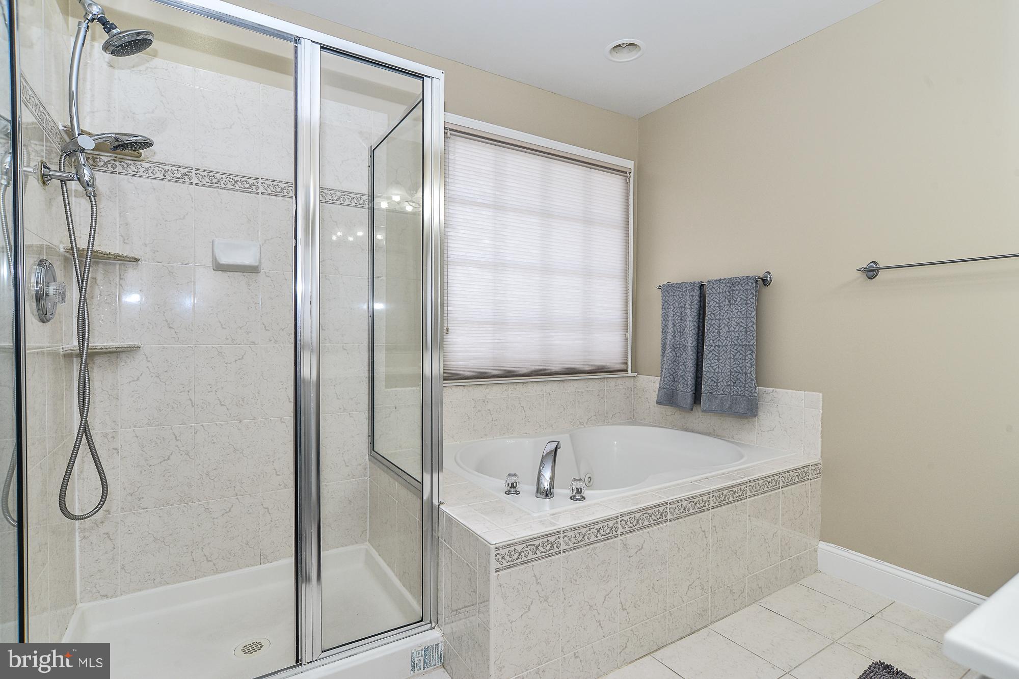 WASHINGTON SQUARE - Residential