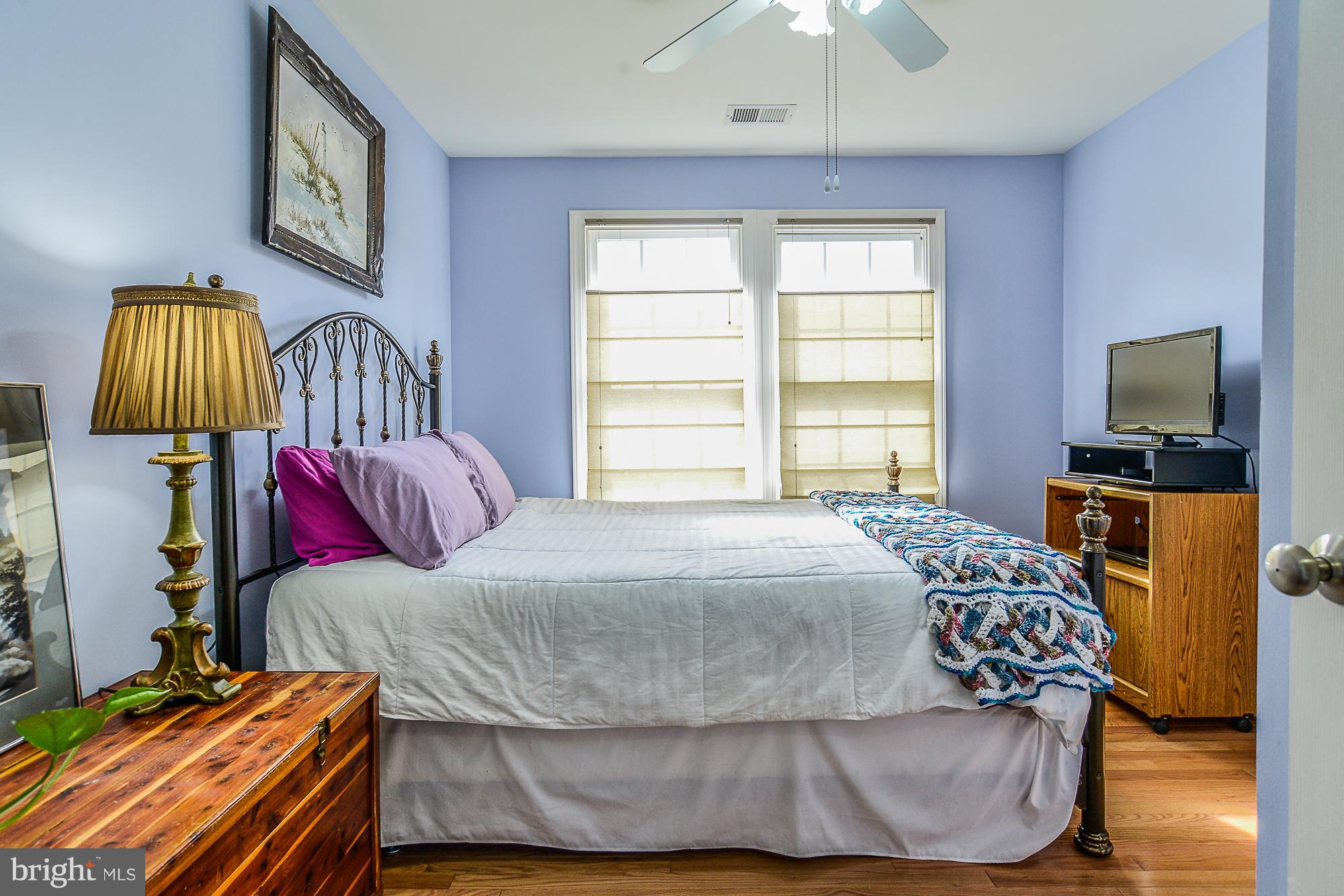 WASHINGTON SQUARE - Residential