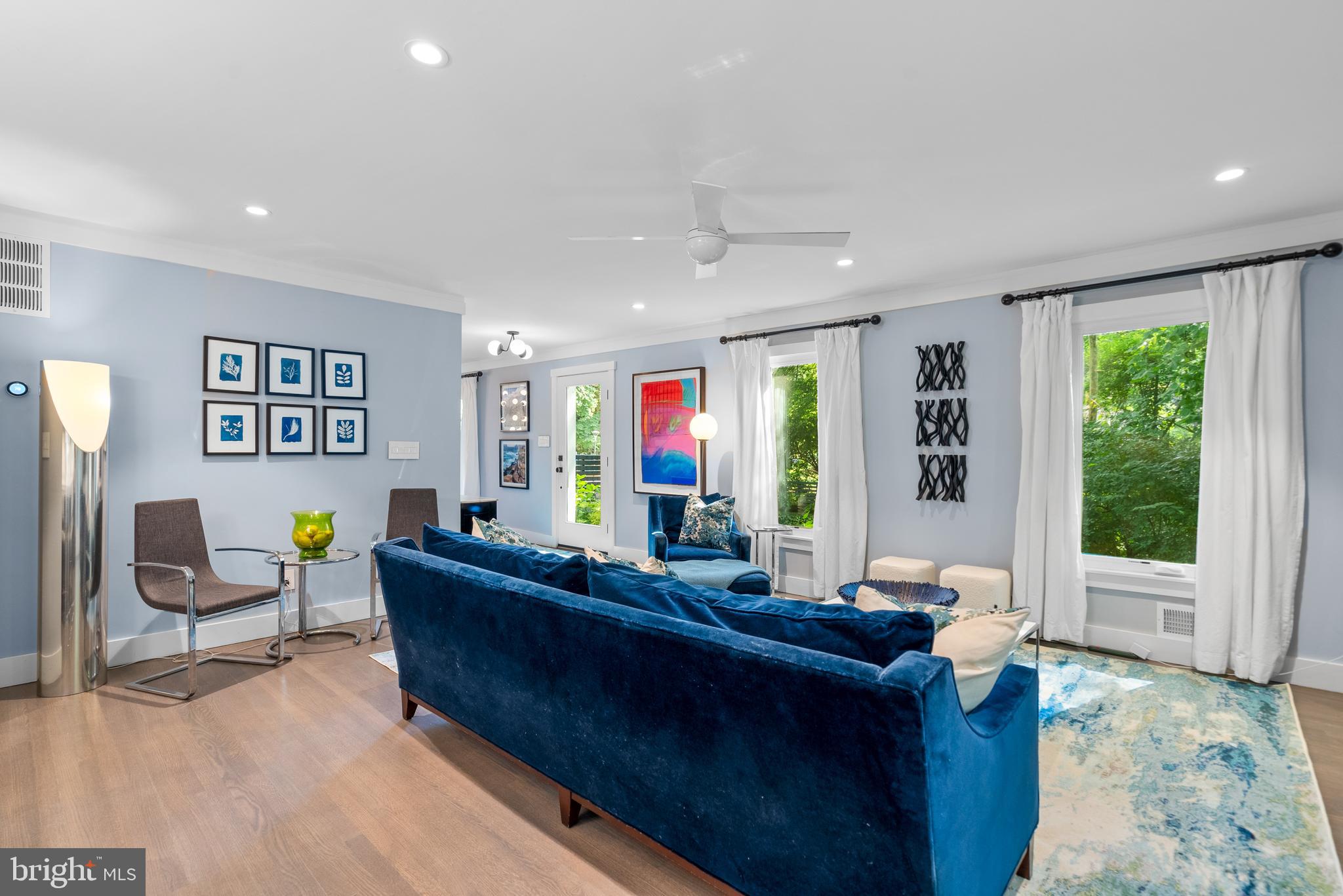 CARDEROCK SPRINGS - Residential