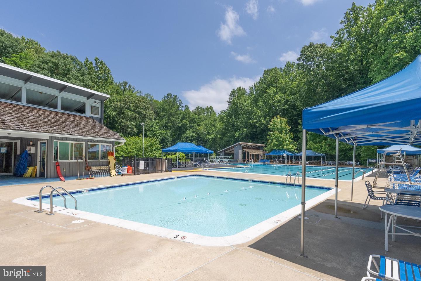 CARDEROCK SPRINGS - Residential