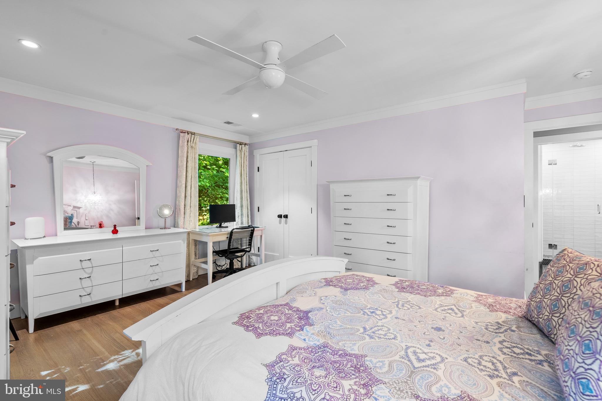 CARDEROCK SPRINGS - Residential