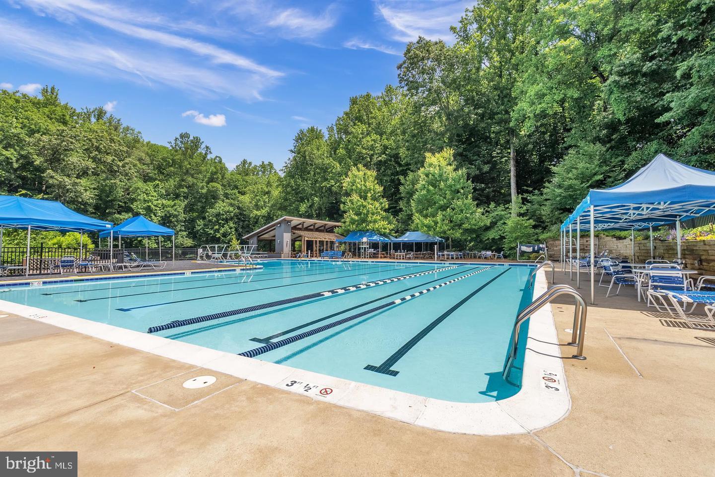 CARDEROCK SPRINGS - Residential