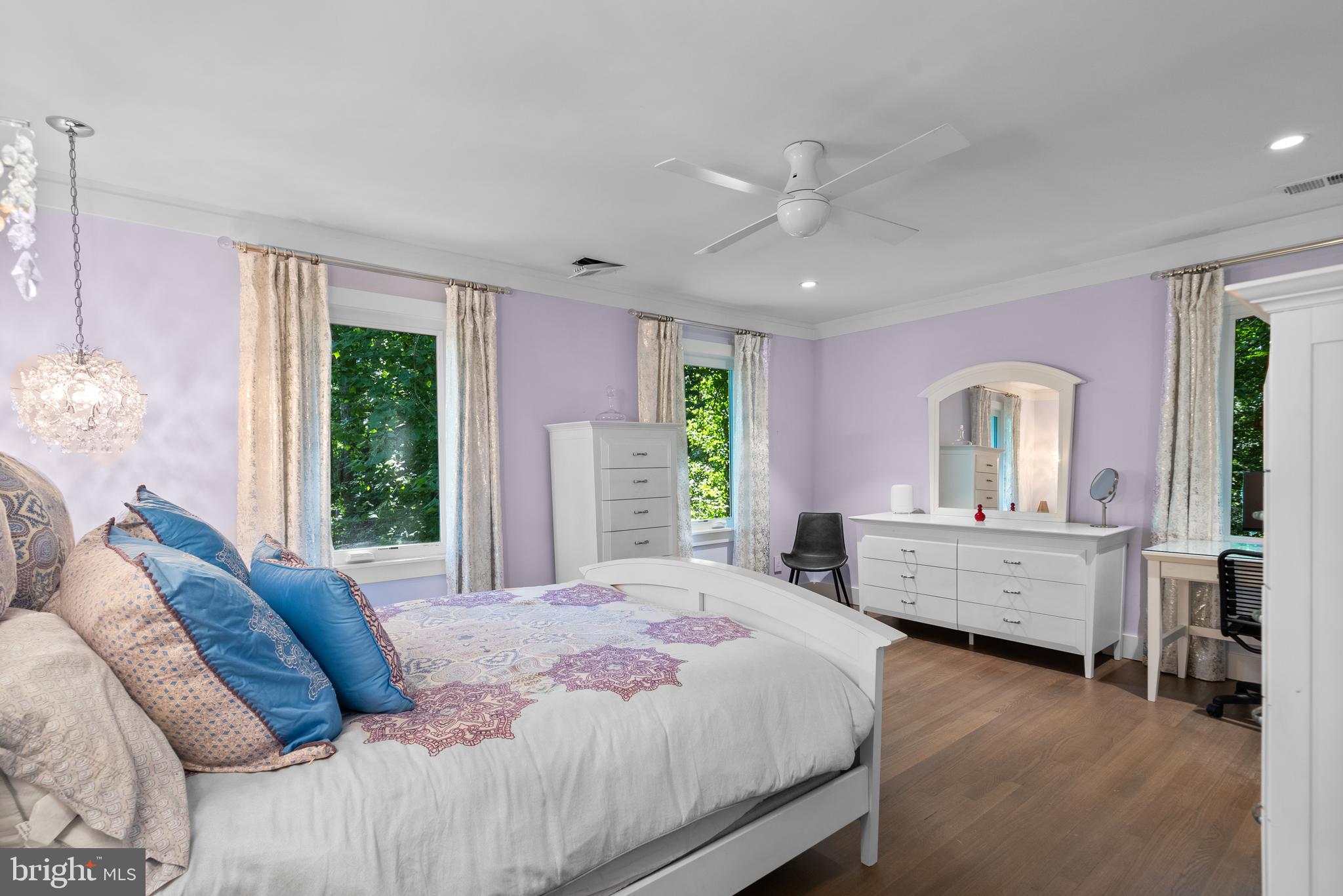 CARDEROCK SPRINGS - Residential