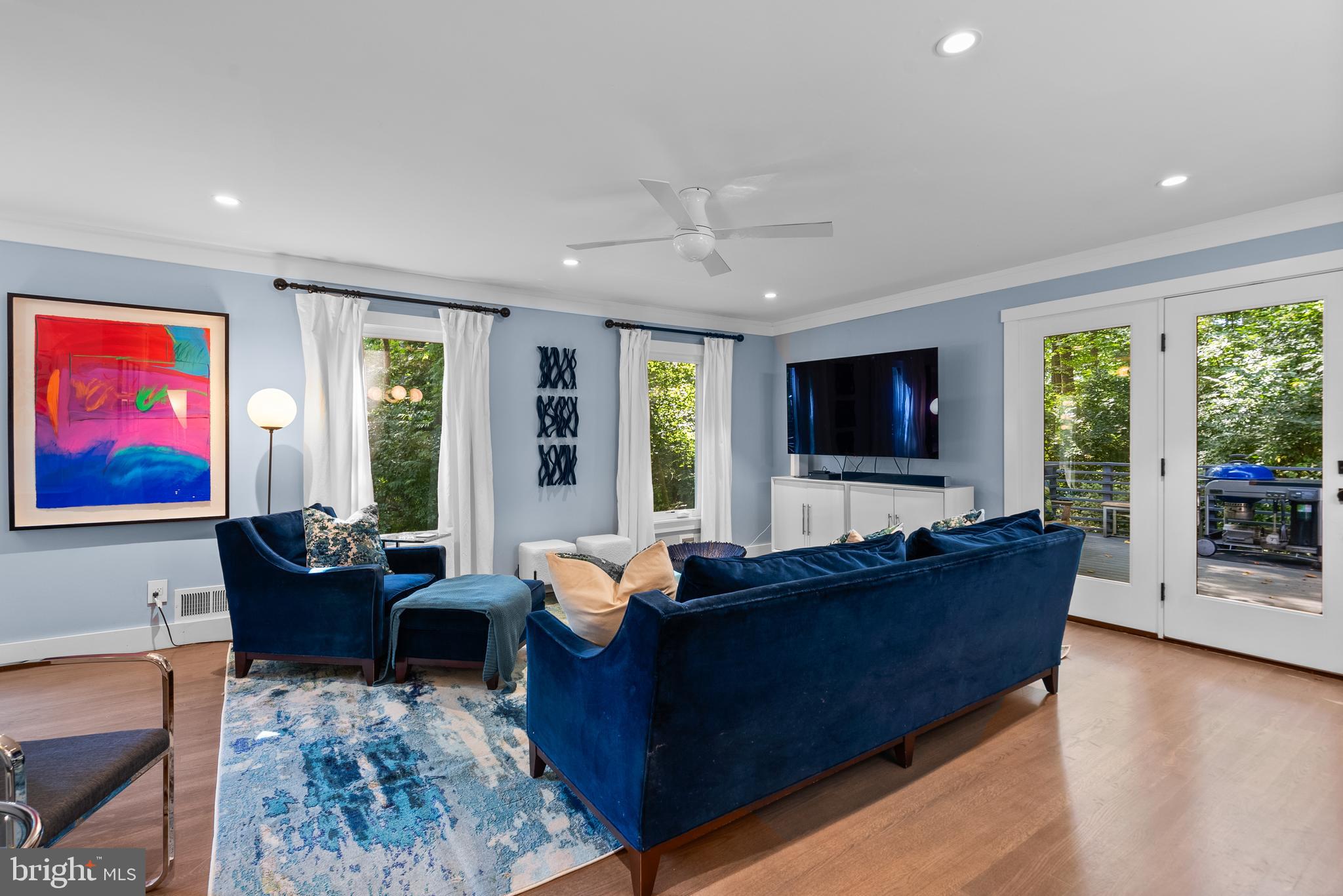 CARDEROCK SPRINGS - Residential