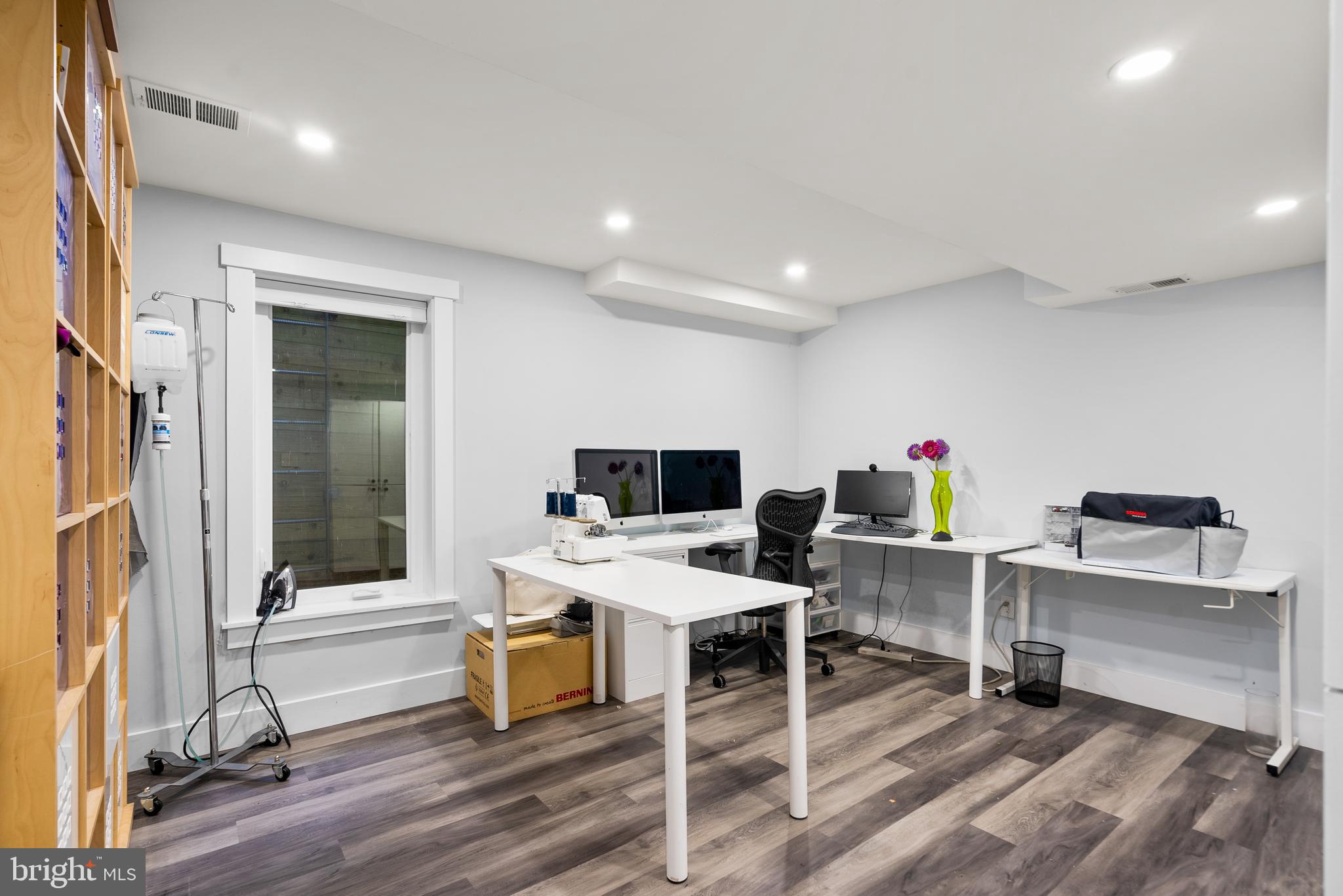 CARDEROCK SPRINGS - Residential