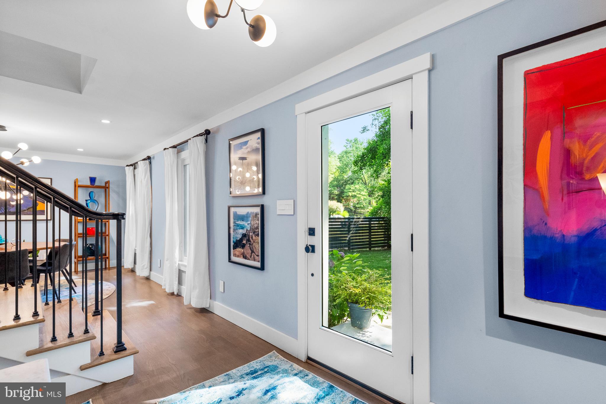 CARDEROCK SPRINGS - Residential