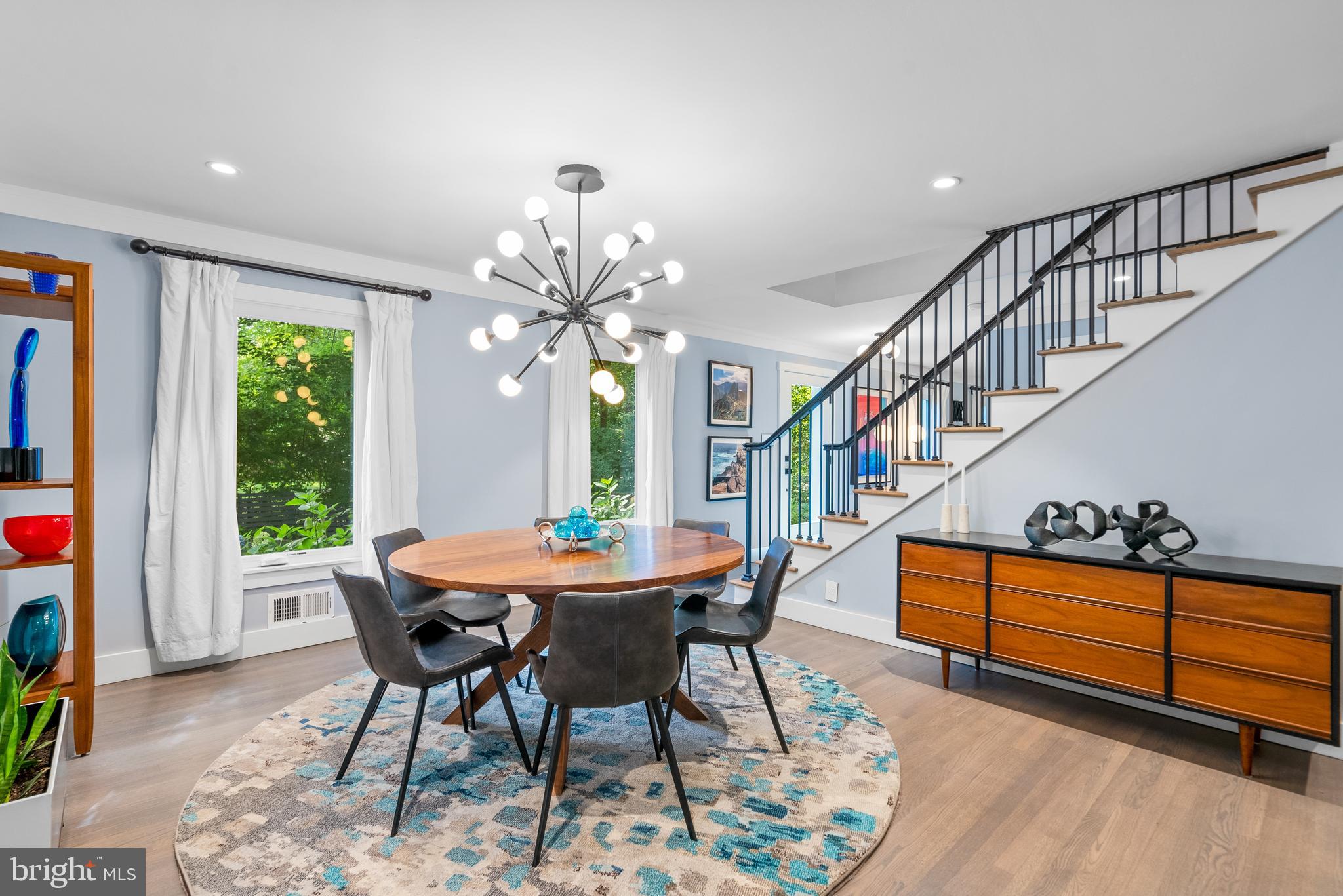 CARDEROCK SPRINGS - Residential