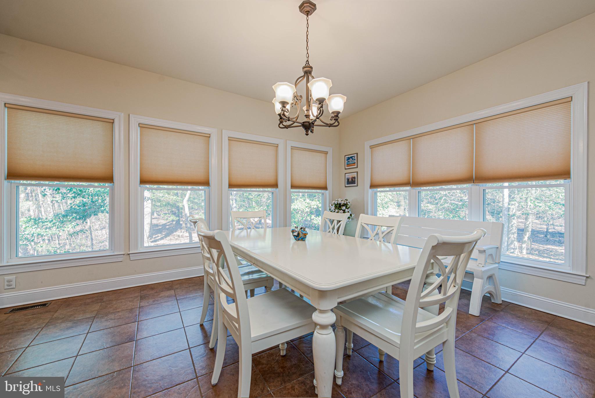 GLEN RIDDLE - Residential