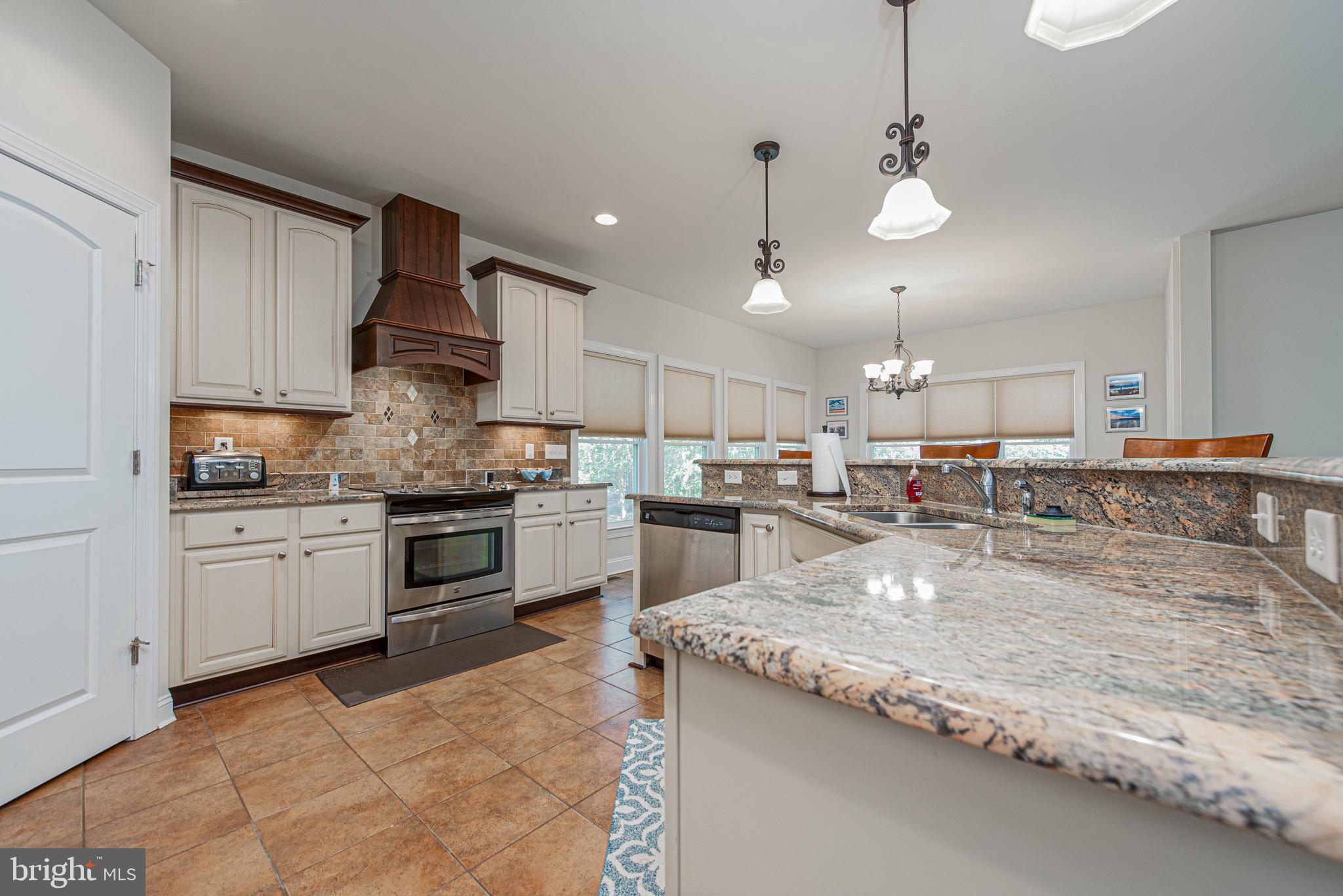 GLEN RIDDLE - Residential