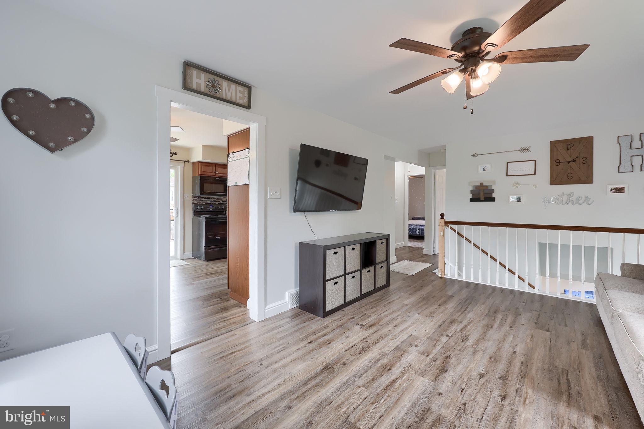 1074 HEARTHSTONE ROAD